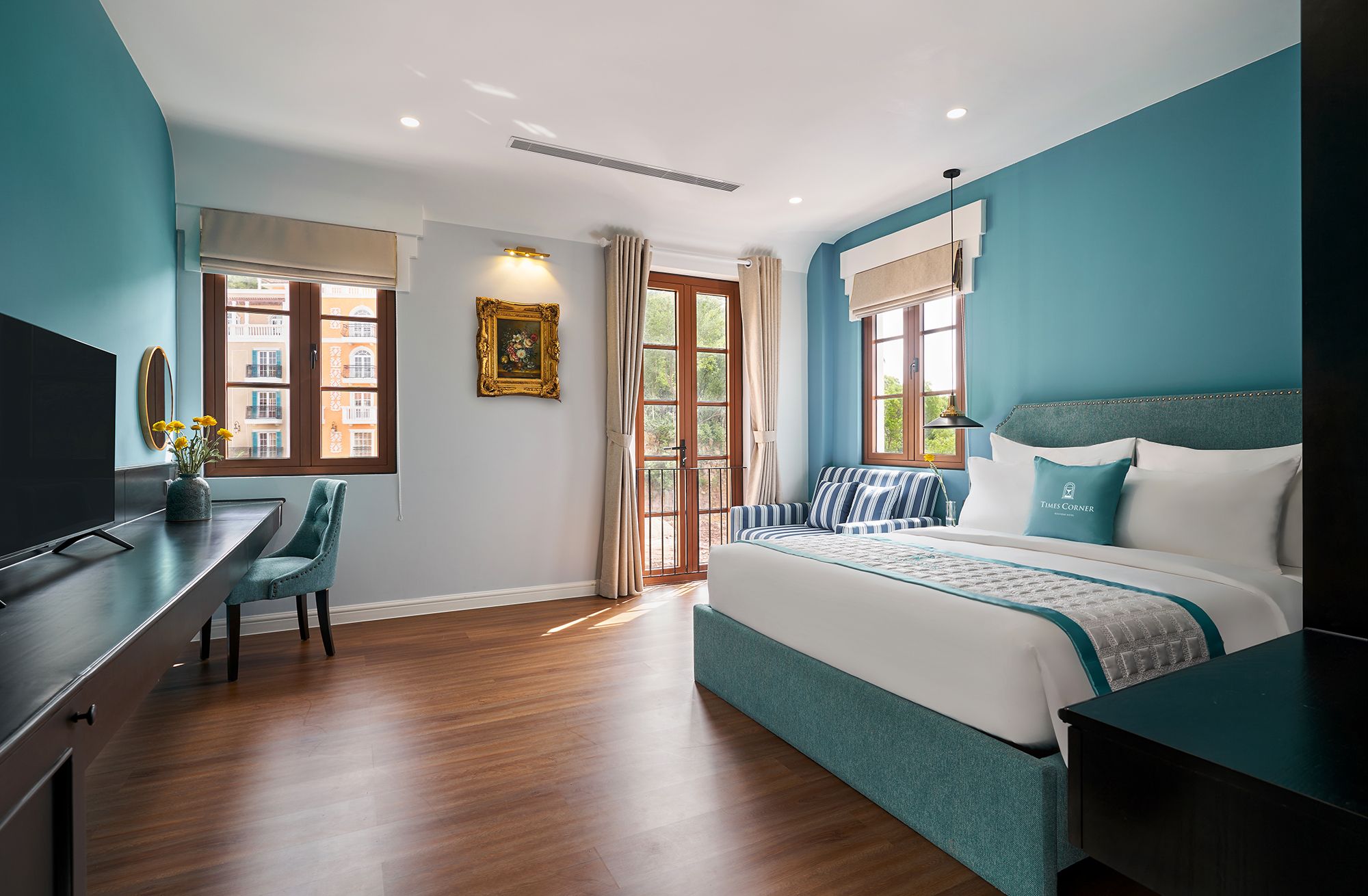 DELUXE ROOM SEA VIEW (CHILD WITHOUT EXTRA BED)