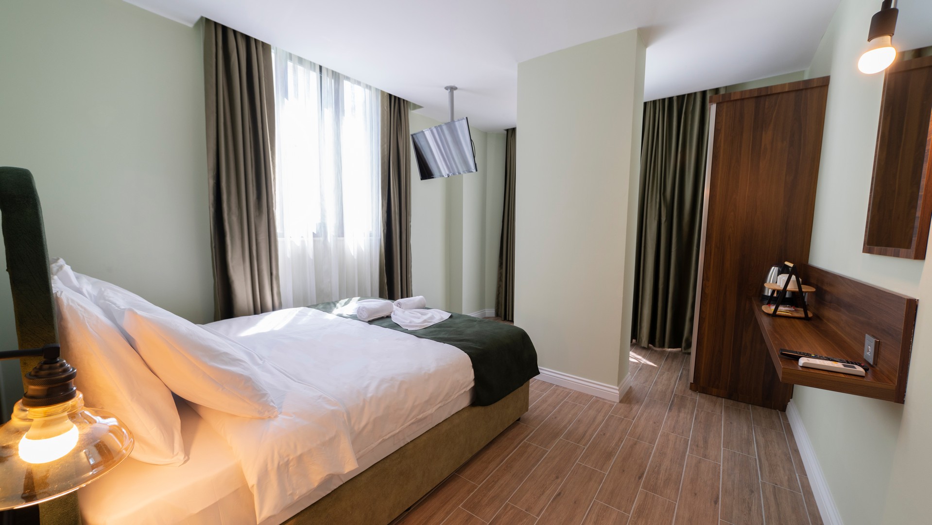 SUPERIOR GARDEN VIEW ROOM