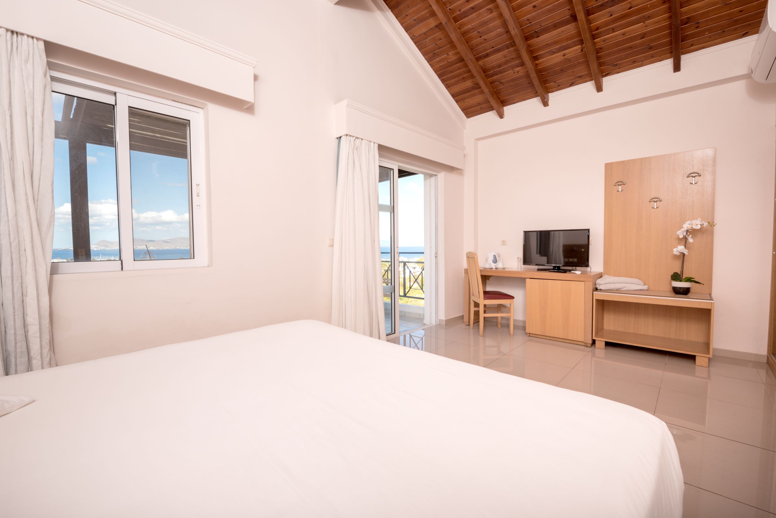 STANDARD DOUBLE ROOM SEA VIEW
