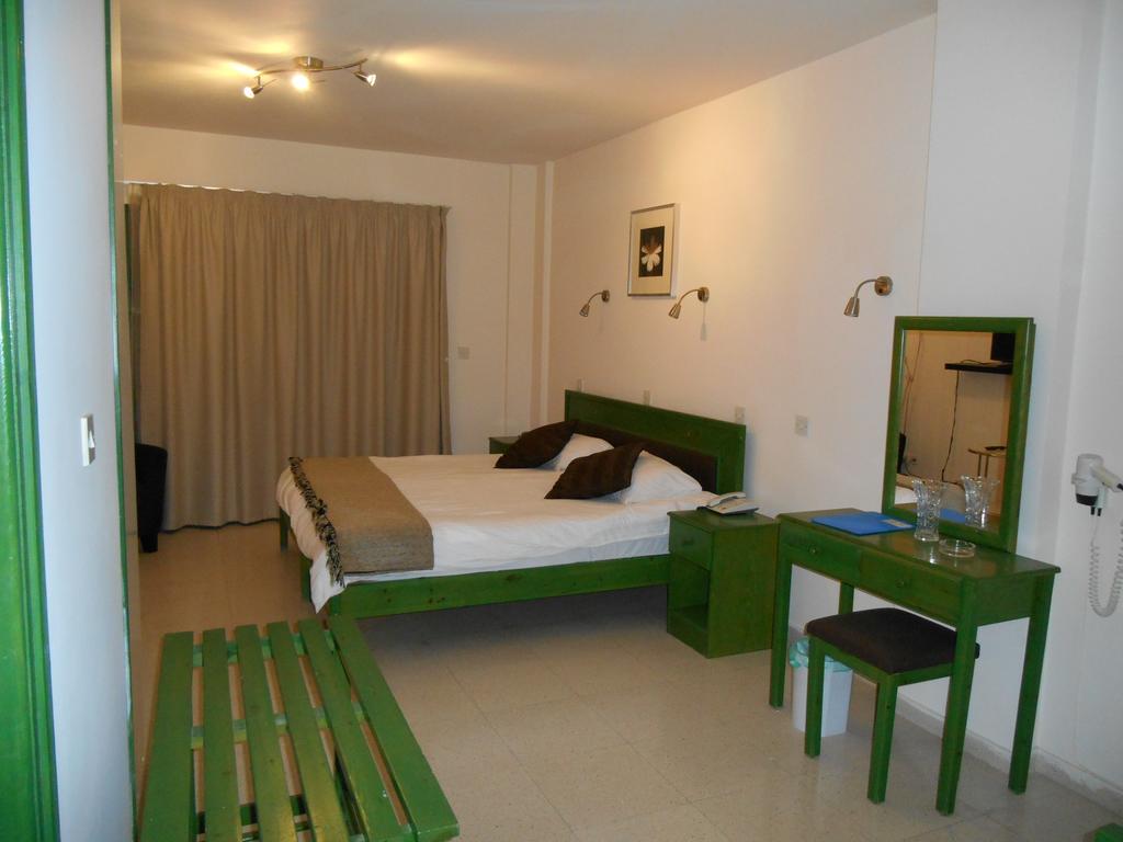 Standard Studio (Balcony)