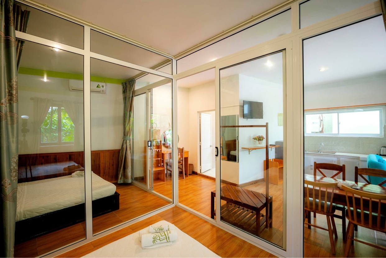 BUNGALOW FAMILY GARDENVIEW WITH TERRACE