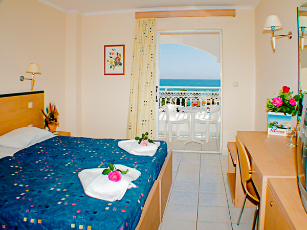 Zakynthos, Hotel Poseidon Beach, camera dubla.jpg