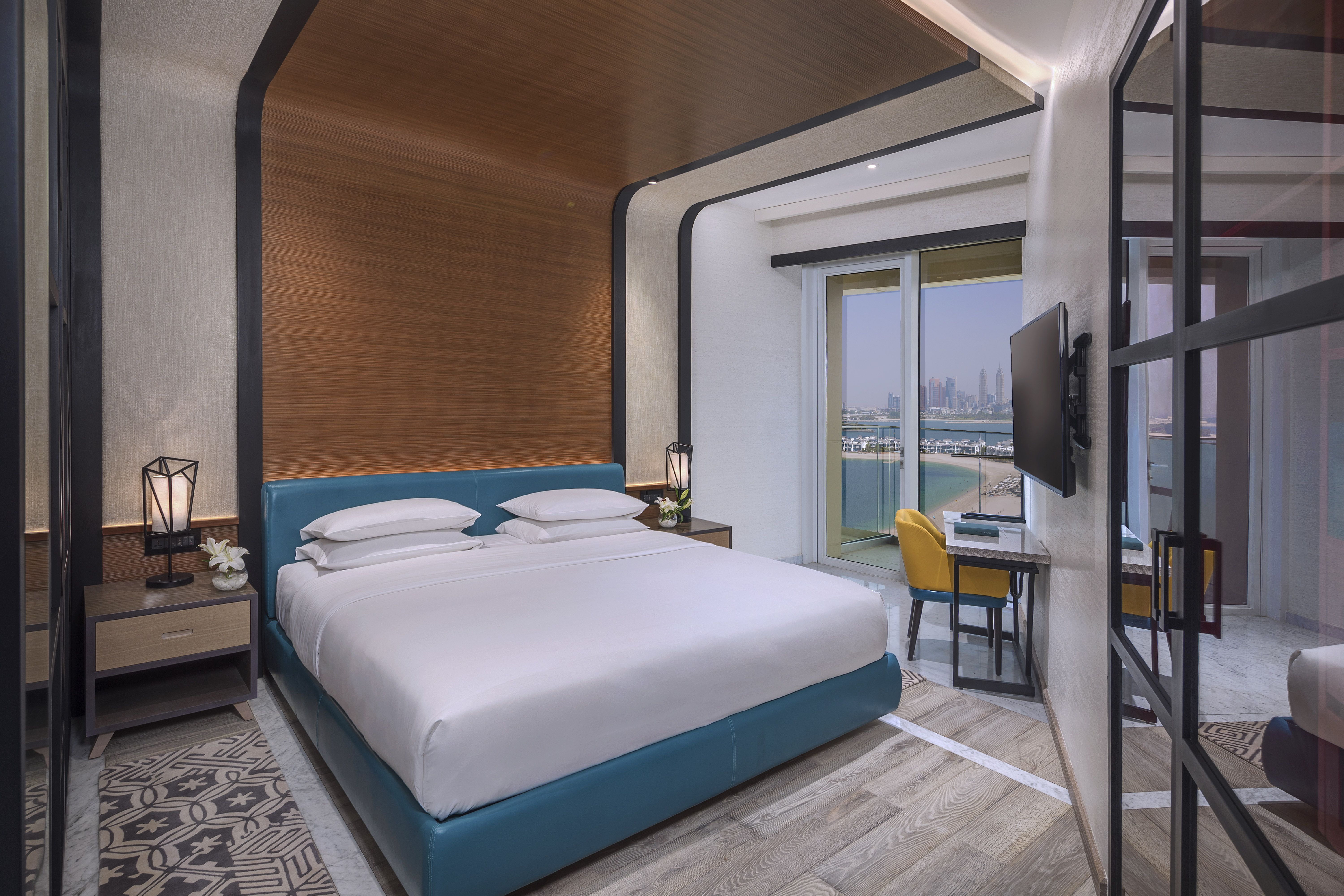 Andaz Deluxe Sea-View with Balcony