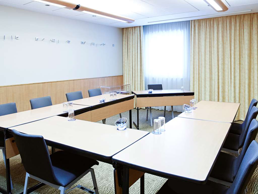 Meeting room - 26