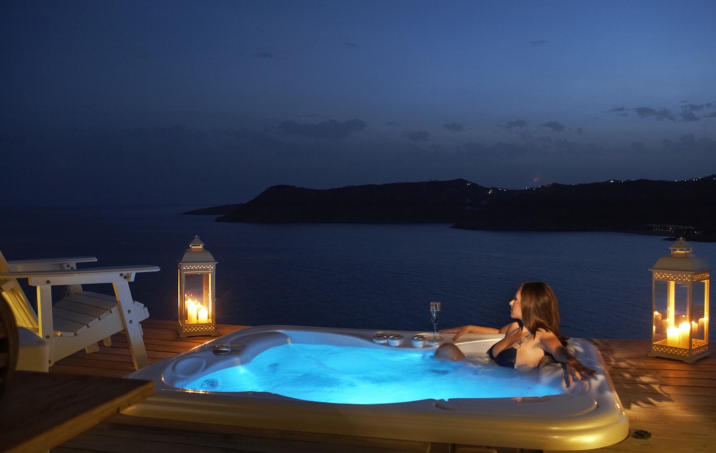 Junior Suite with Sea View and Outdoor Jetted Tub