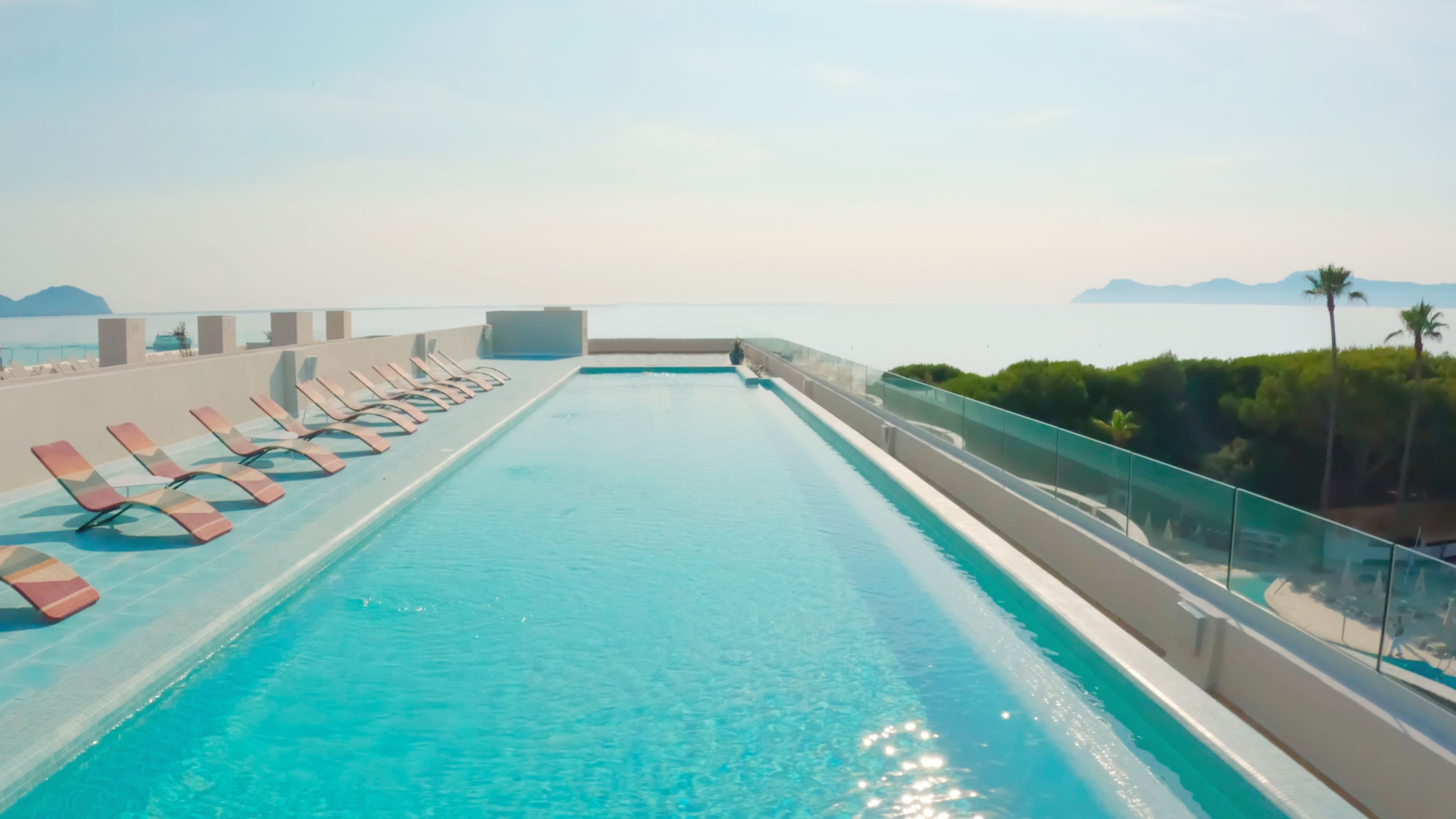 Piscina deschisă