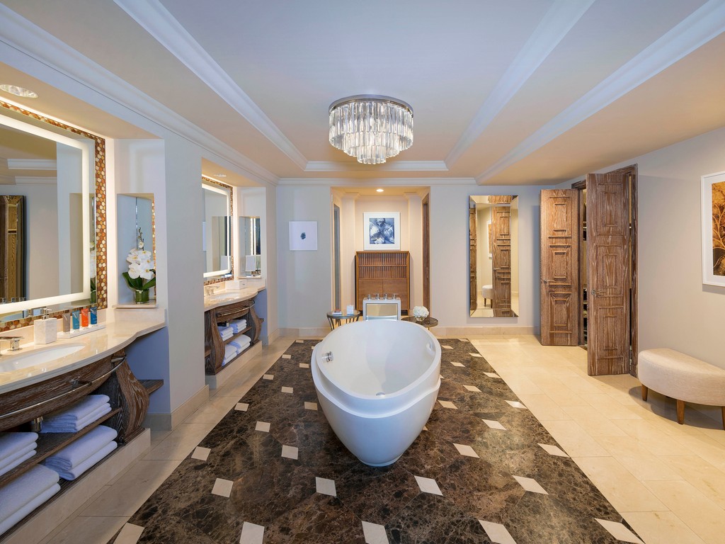 One Bedroom Regal Suite