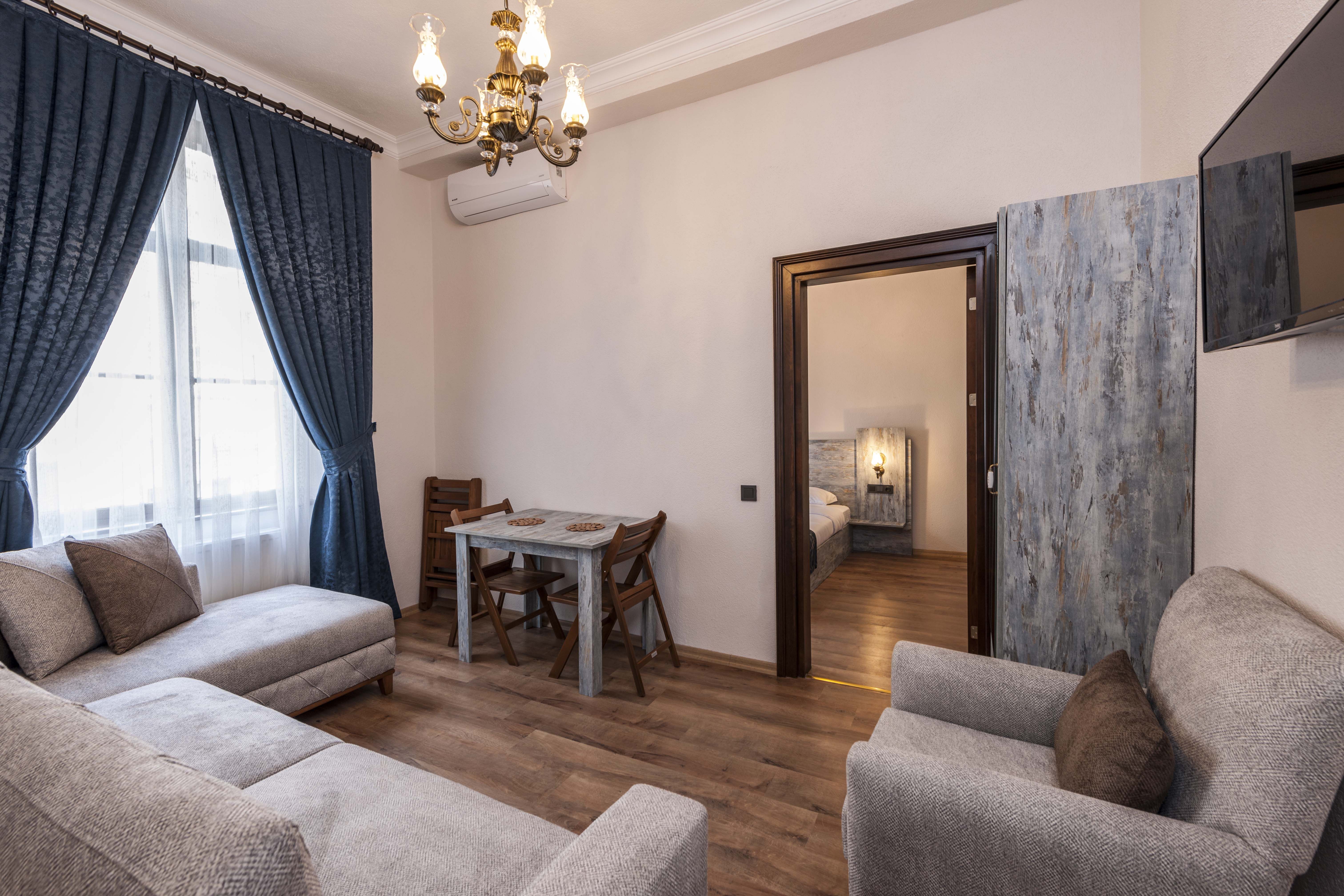 APARTMENT DELUXE