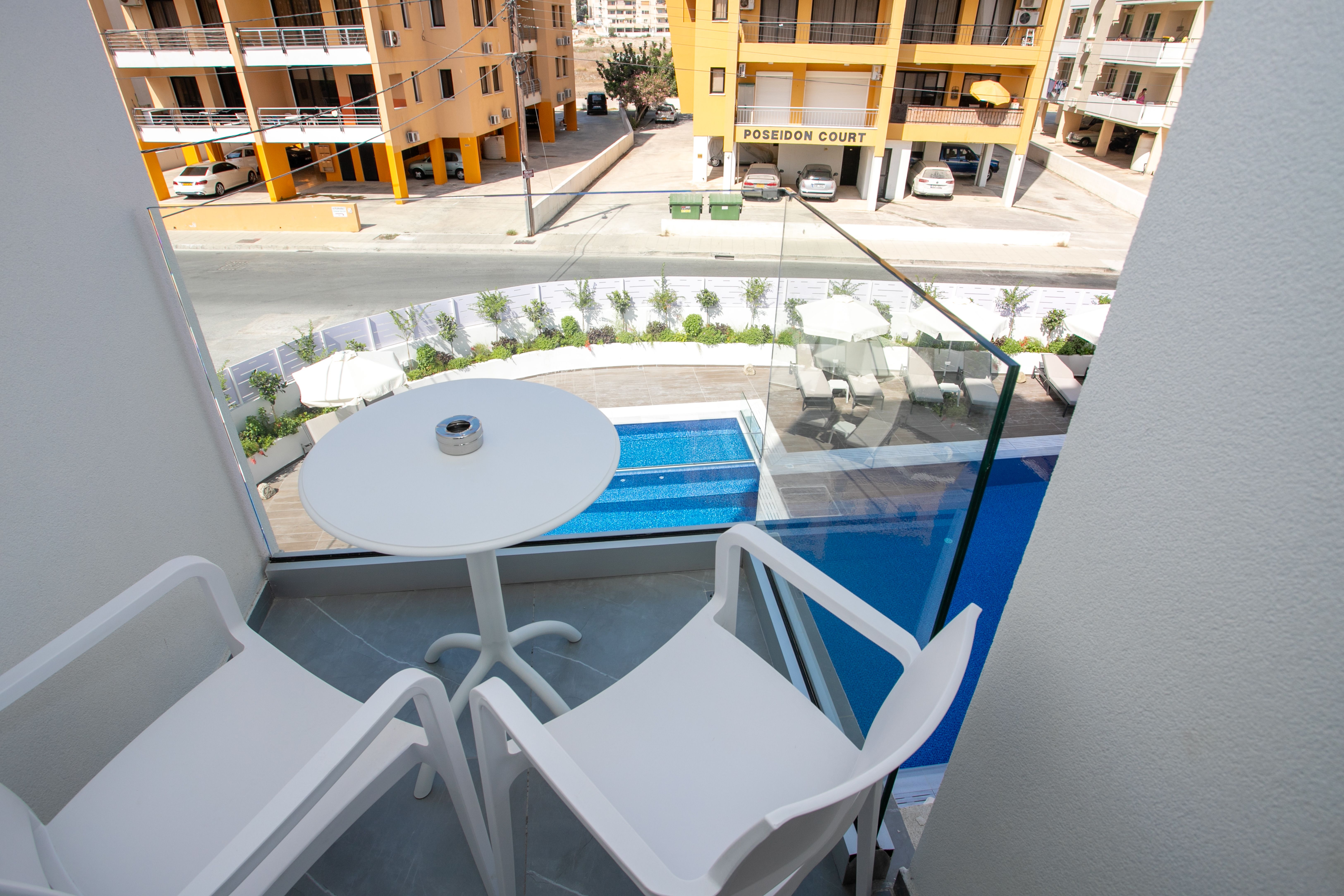 Piscina deschisă