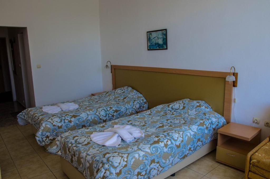 Twin Standard Room (Balcony or Terrace)