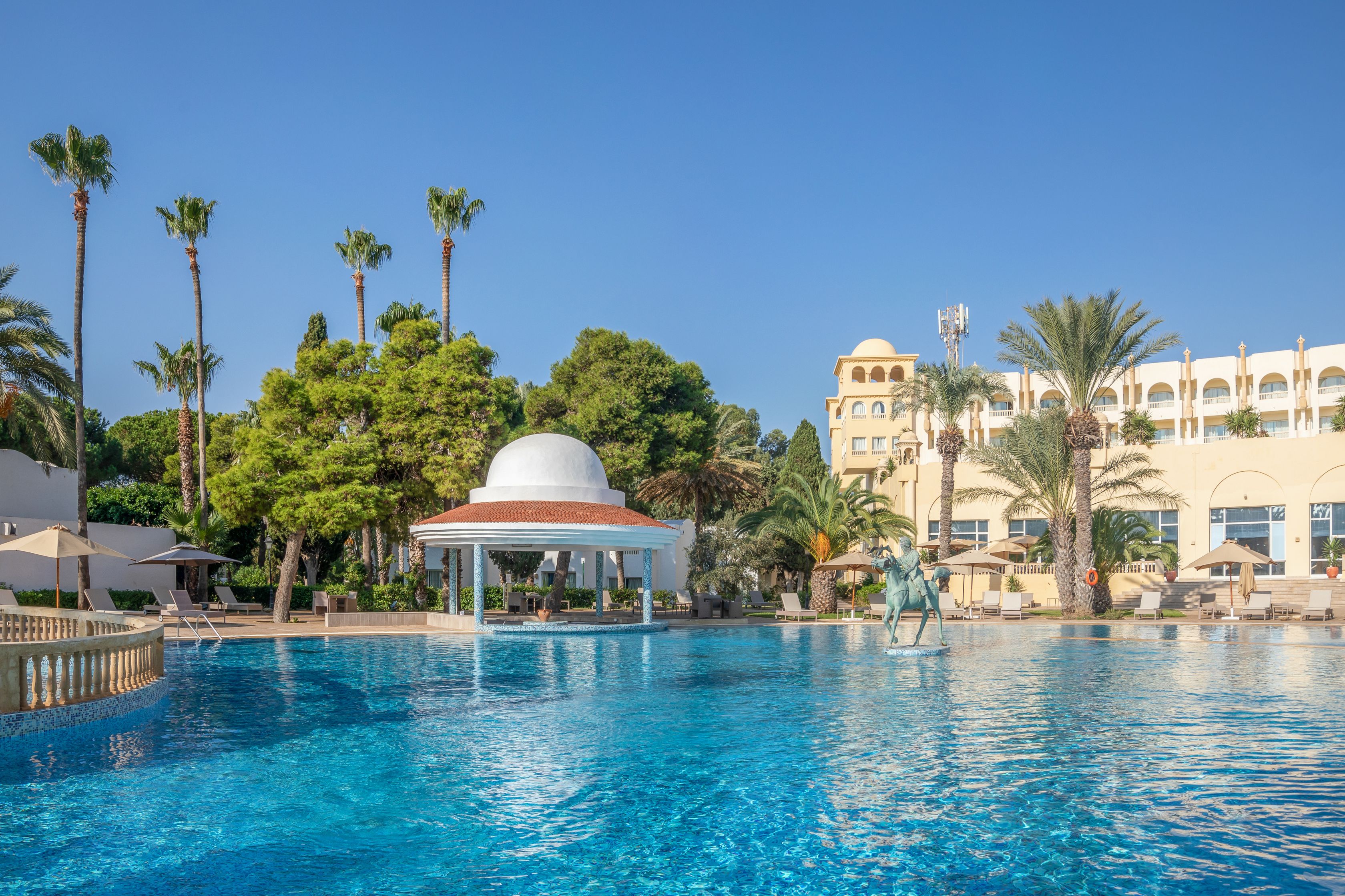 Piscina deschisă
