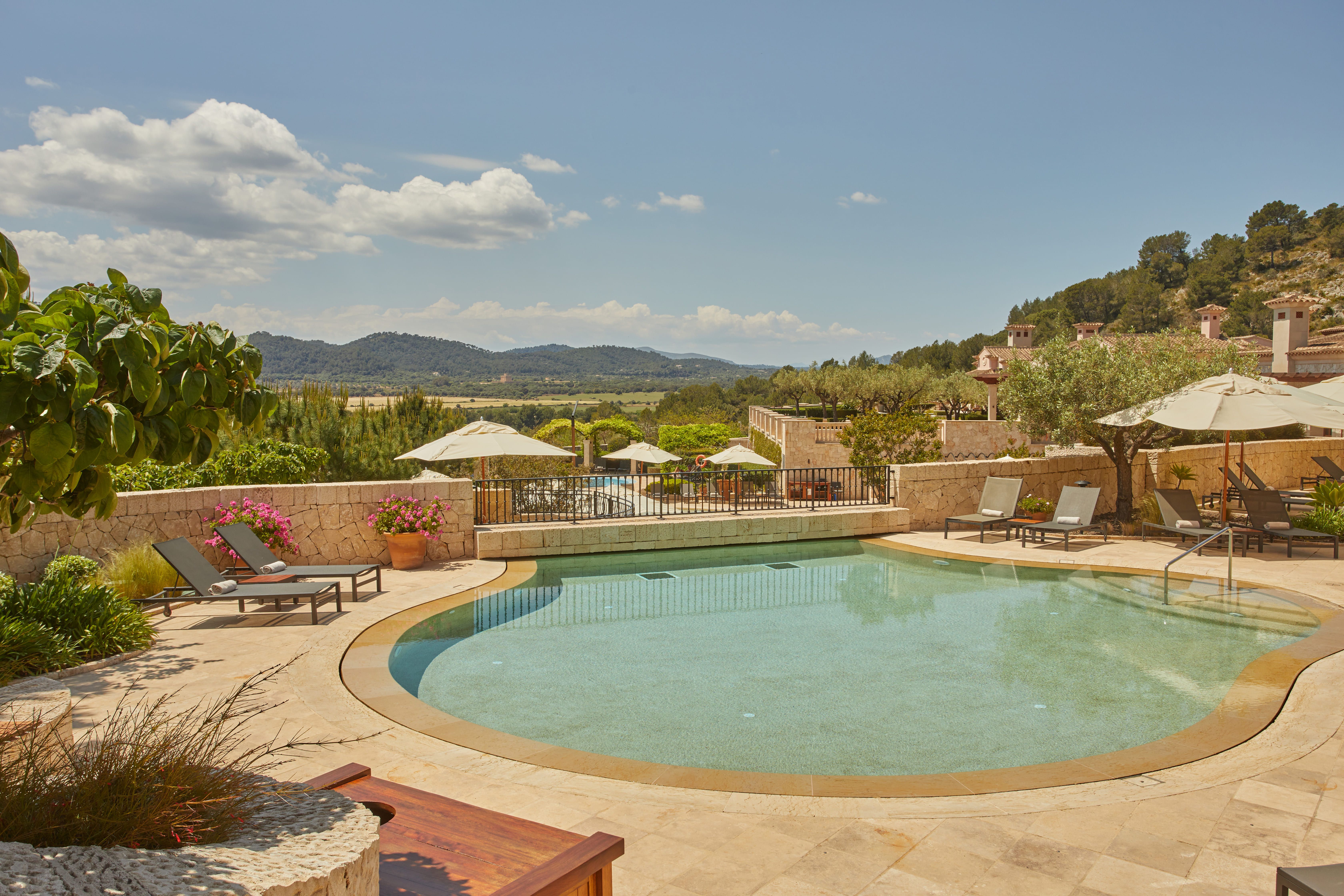 Piscina deschisă