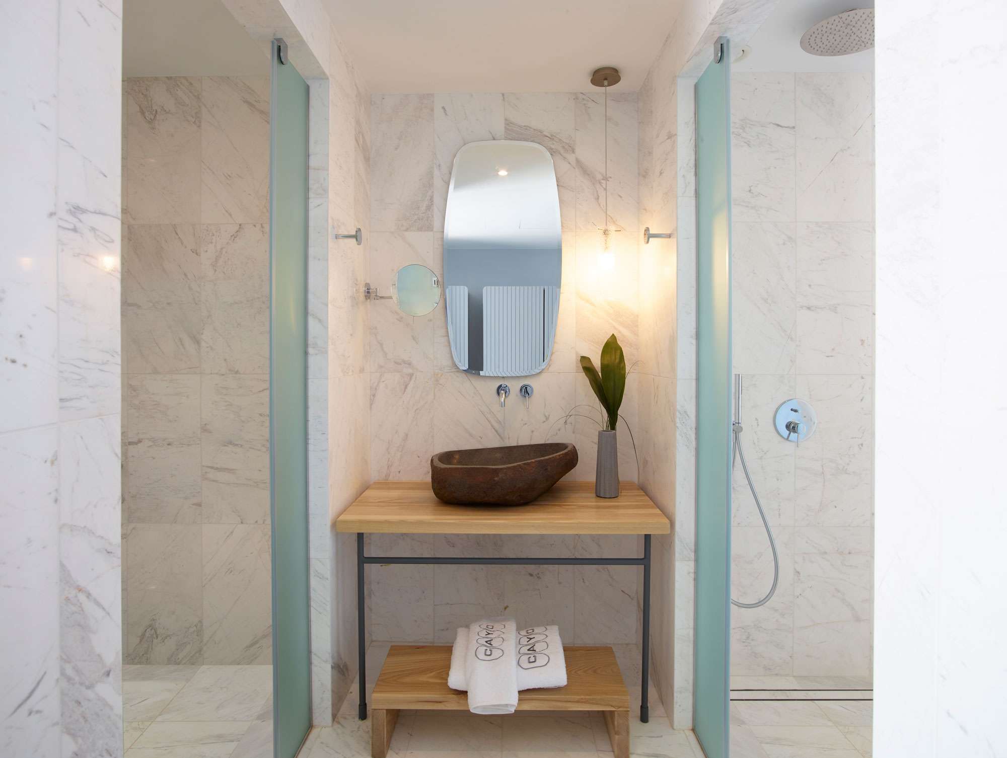 Two Bedroom Interconnecting Rooms with Private Pool - Sea View