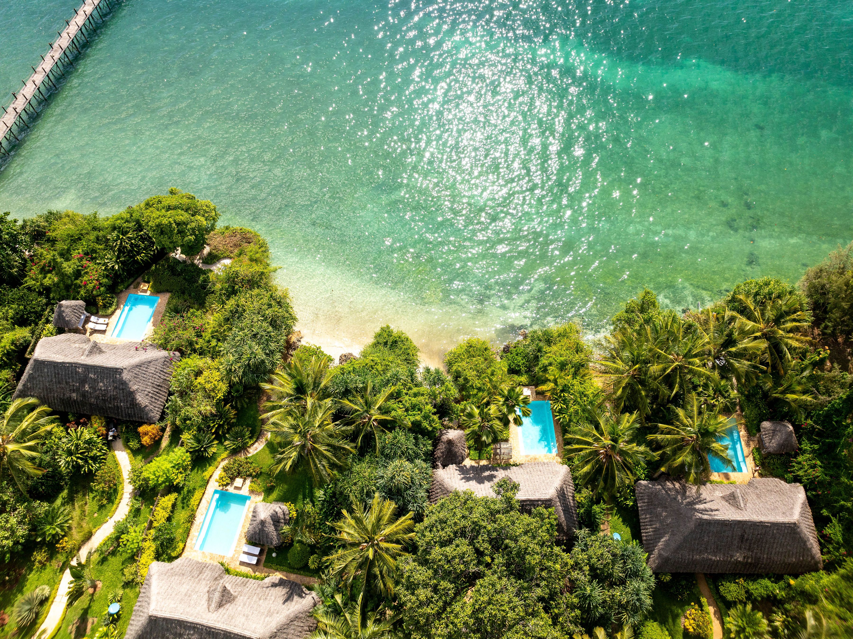 OCEAN ACCESS VILLA WITH POOL