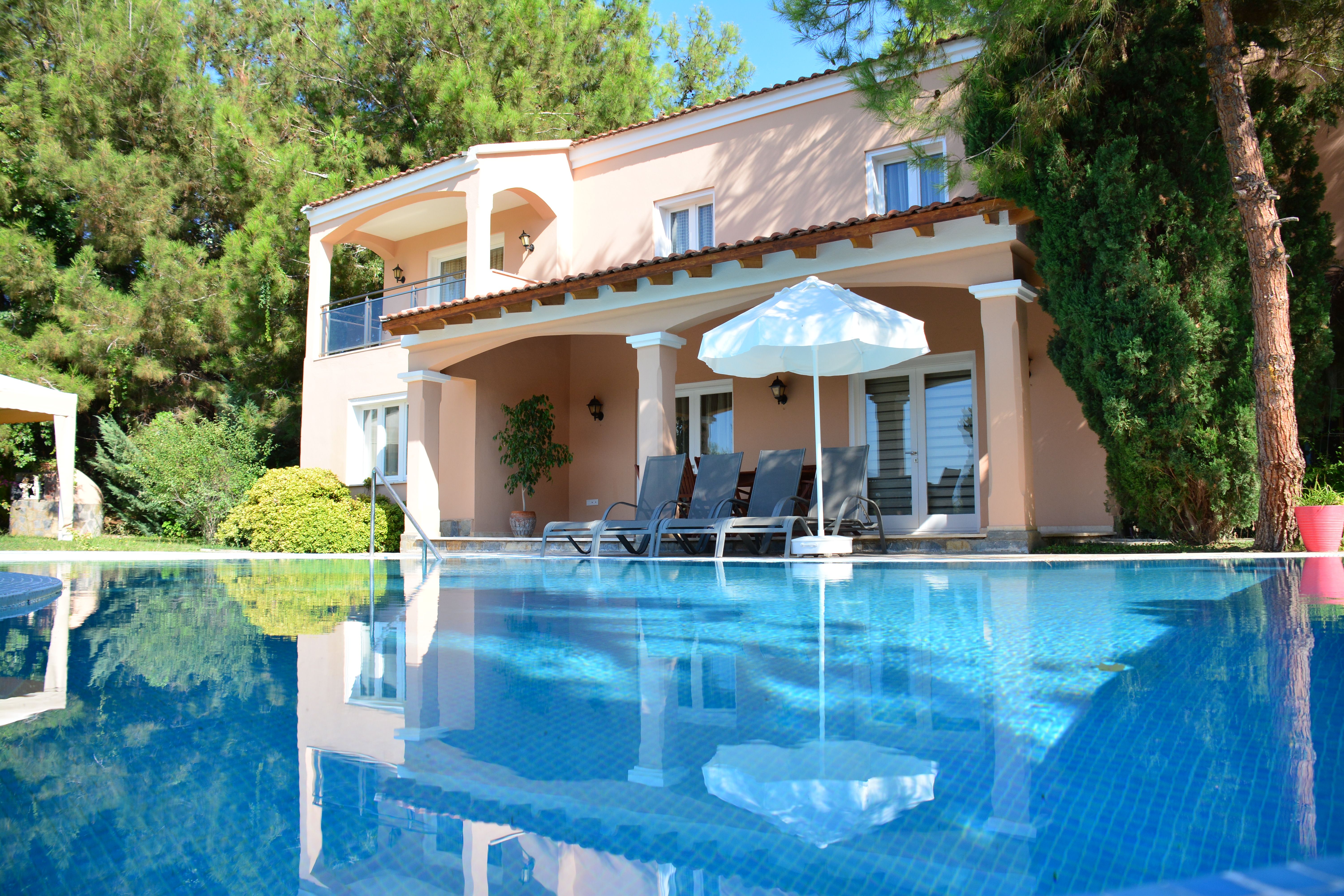 DE LUXE VILLA