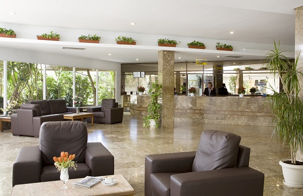 HM Martinique, interior, receptie,  lobby.jpg