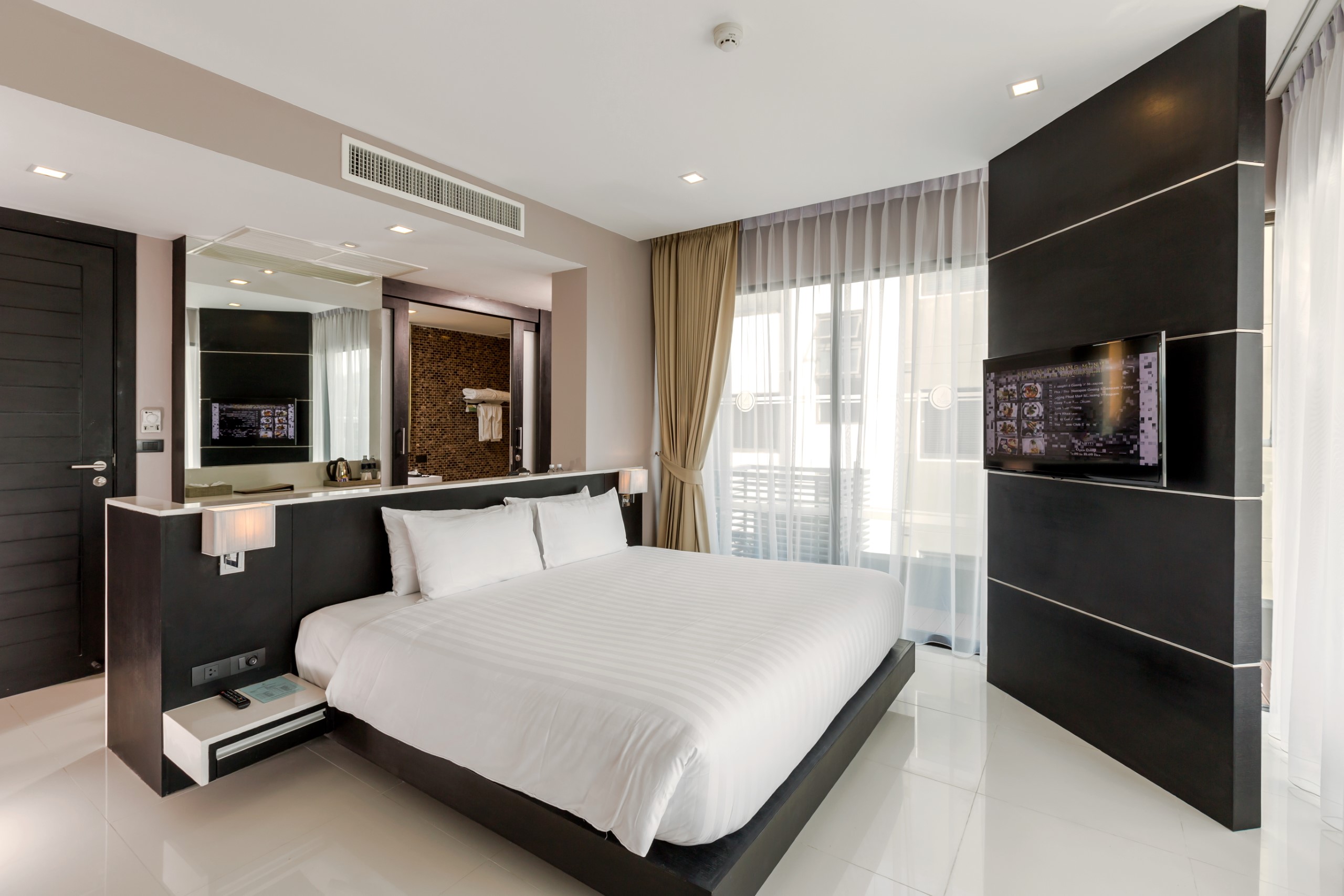 2 B/ROOM FAMILY SUITE