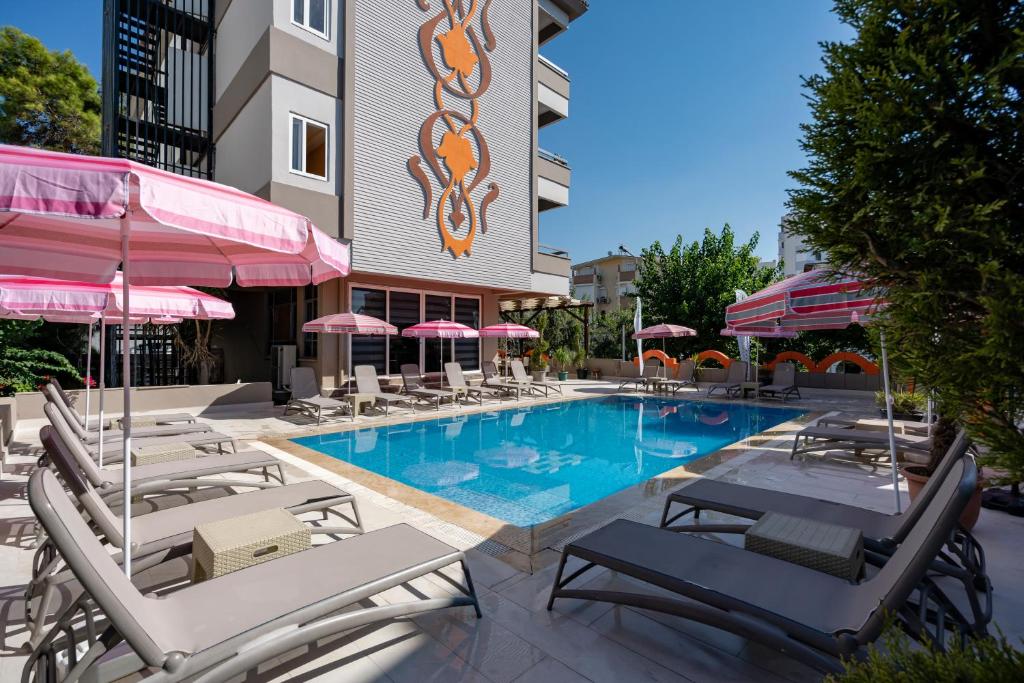 Piscina deschisă