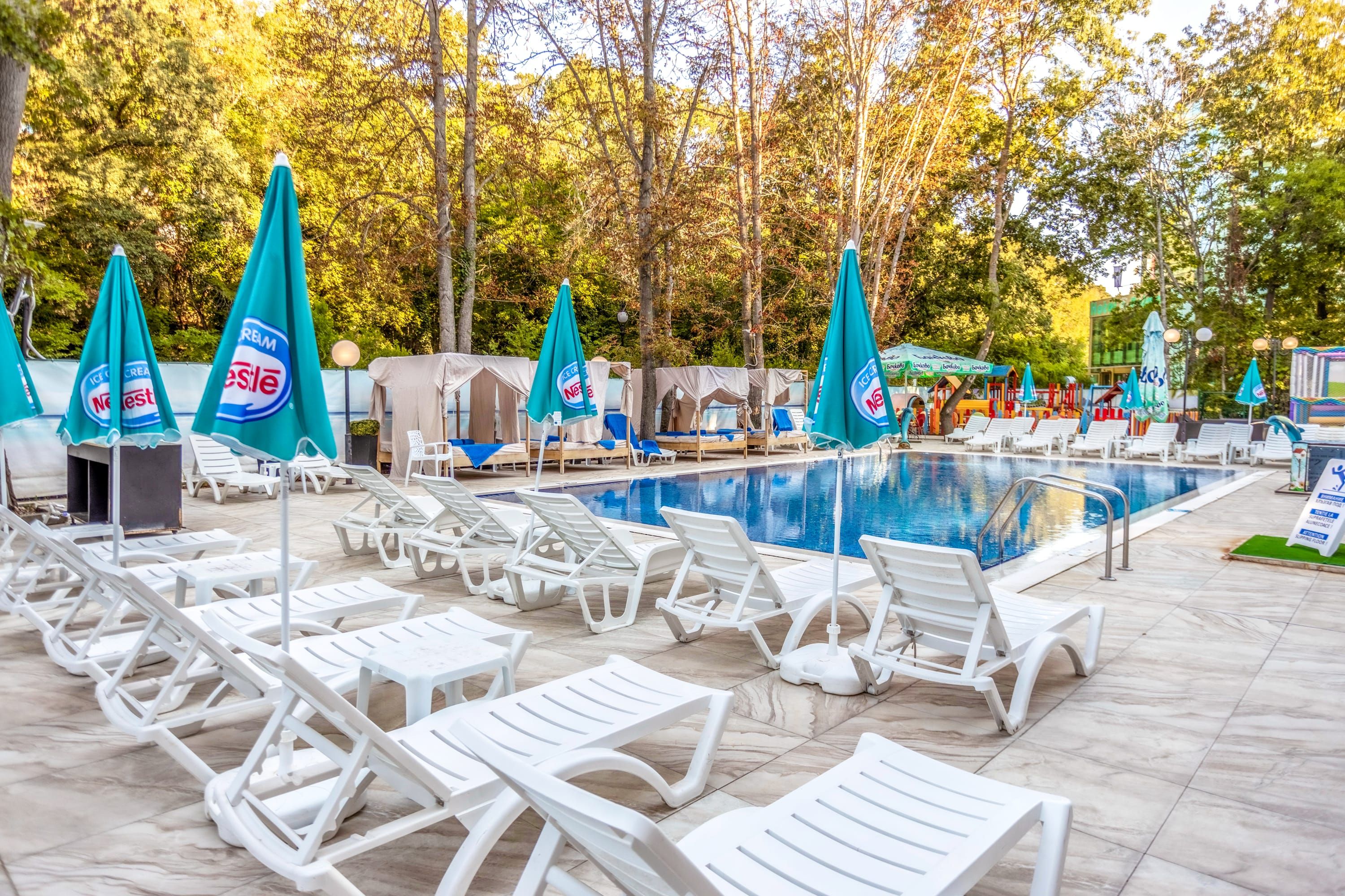 Piscina deschisă