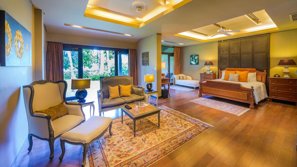 Royal Villa