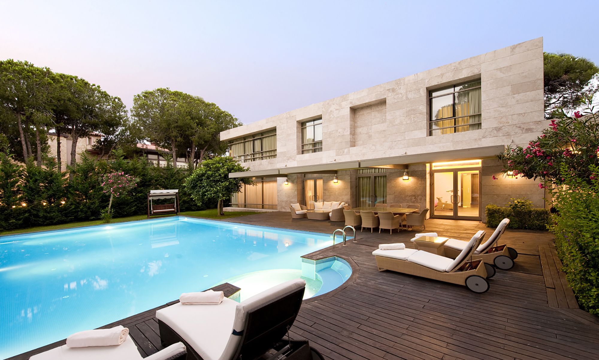 VIP VILLA