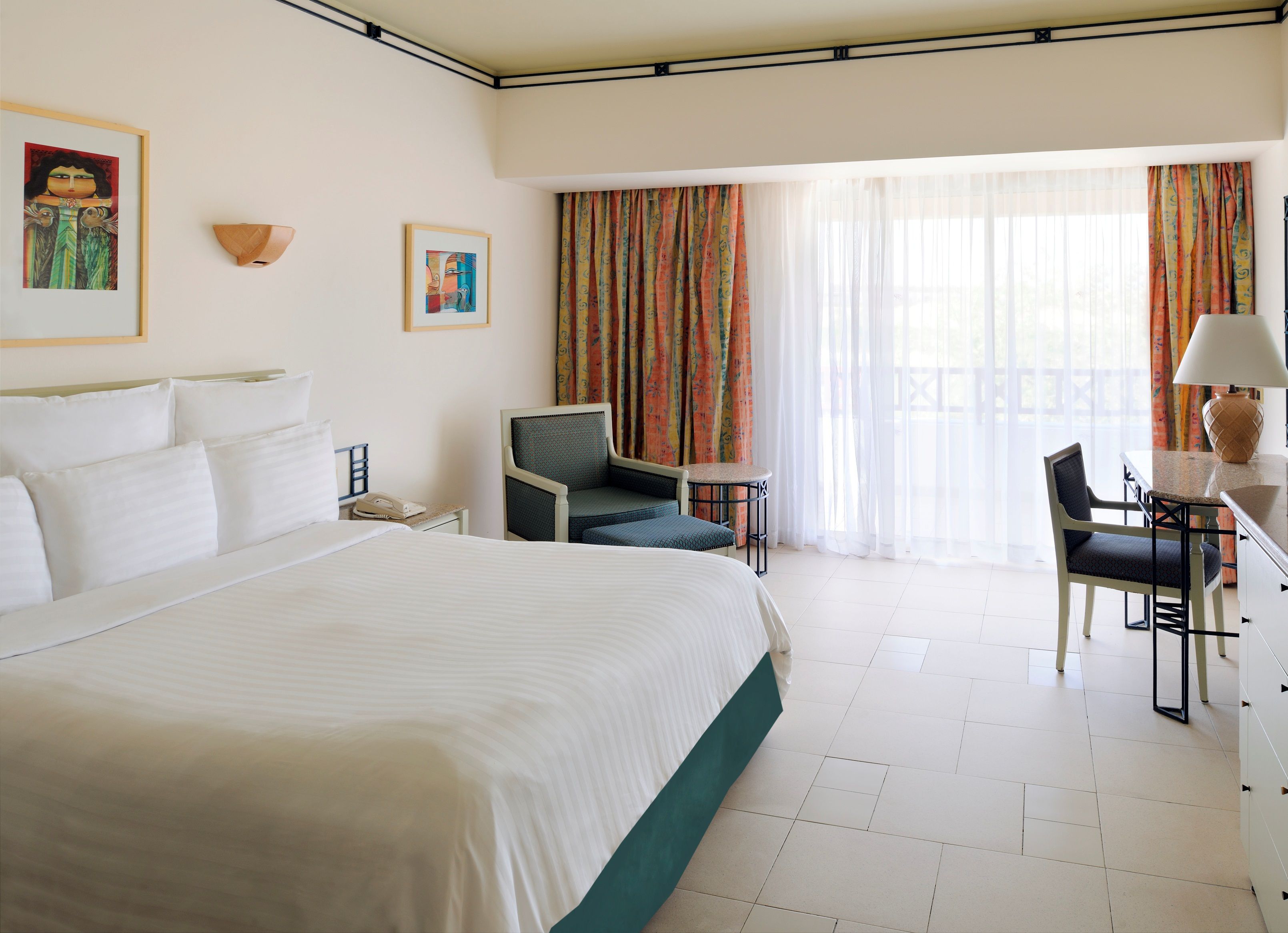 Standard Room With 1 King Size bed  Garden View-Mountain Side