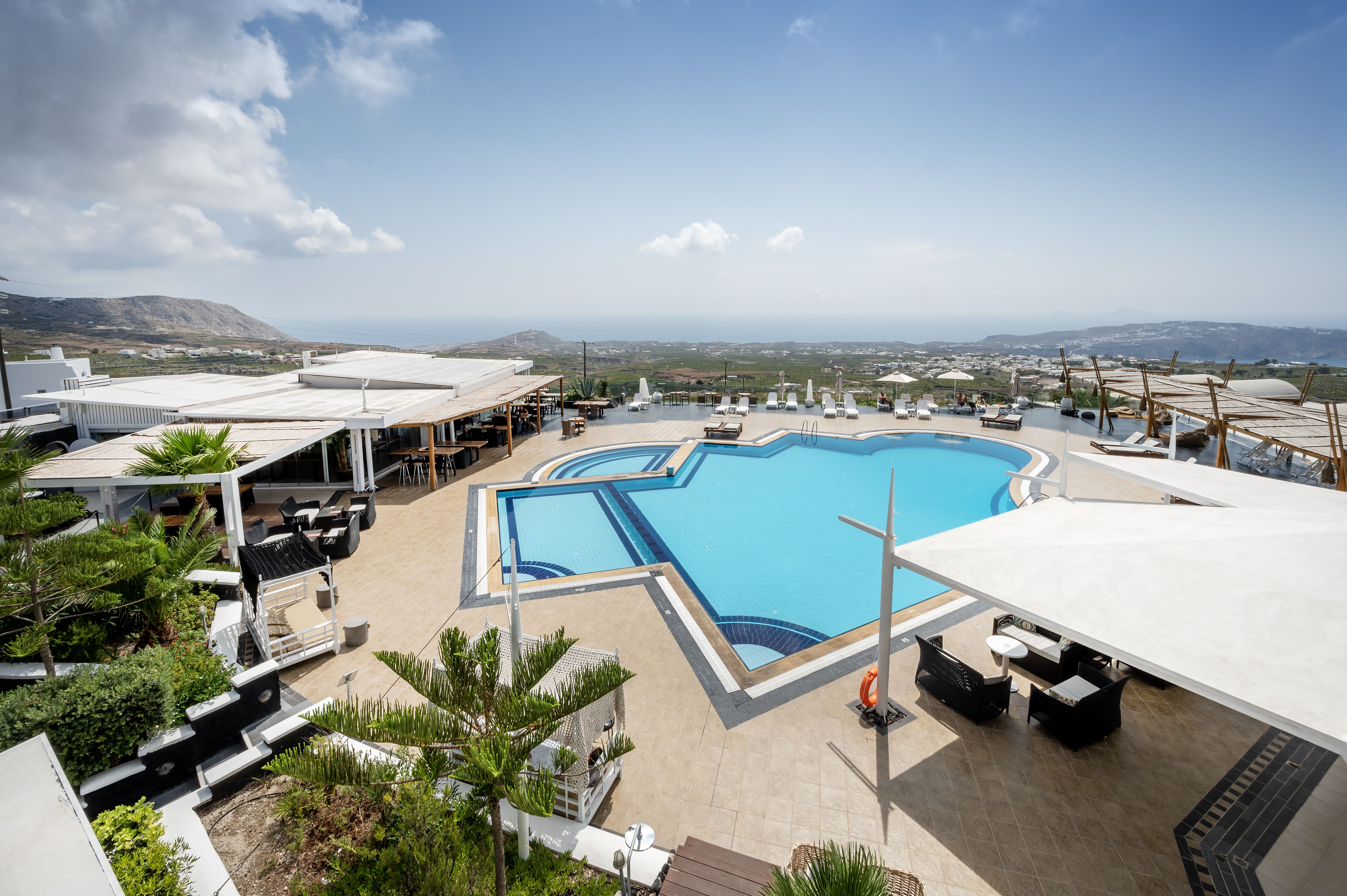 Piscina deschisă