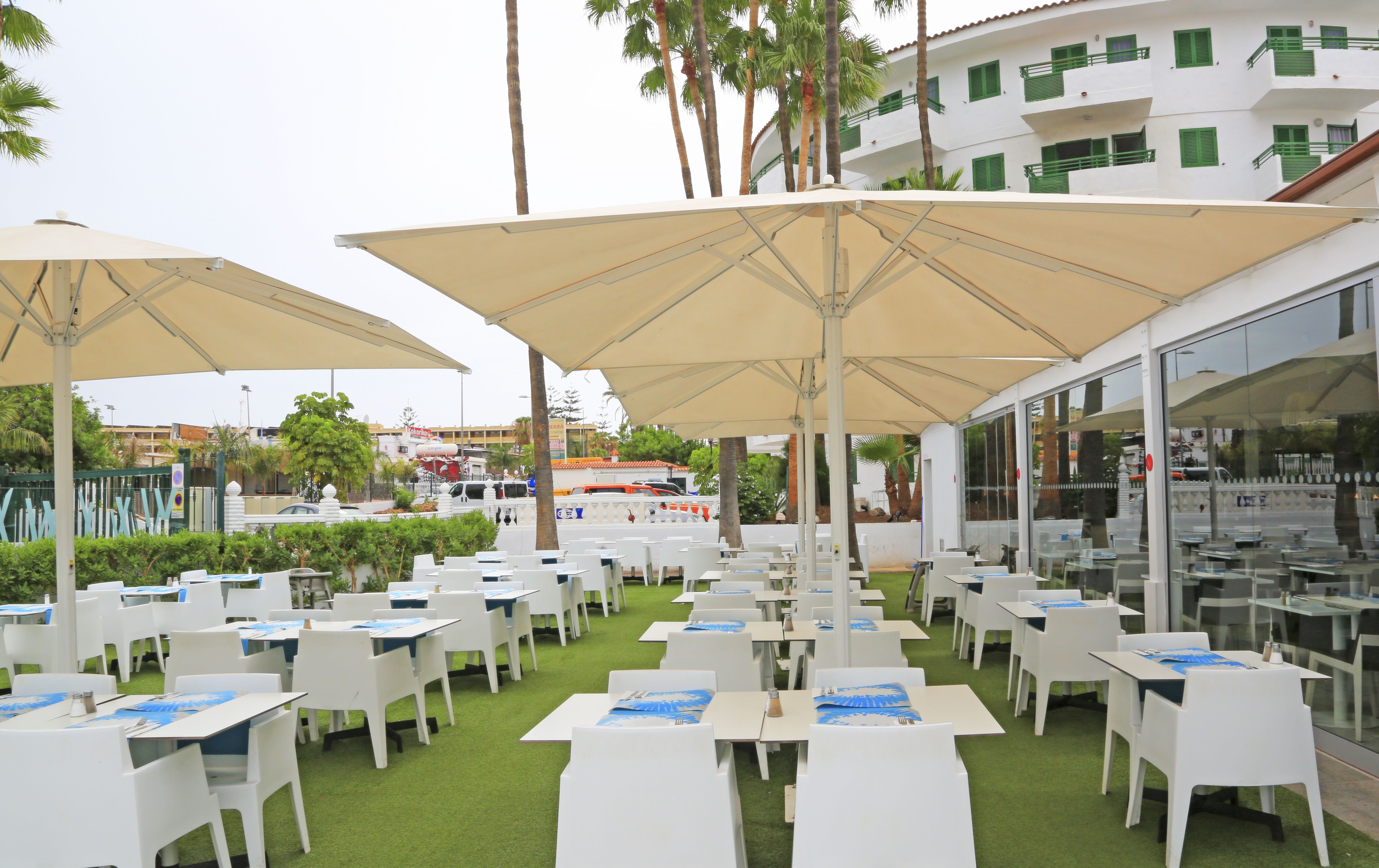 Beach Lounge