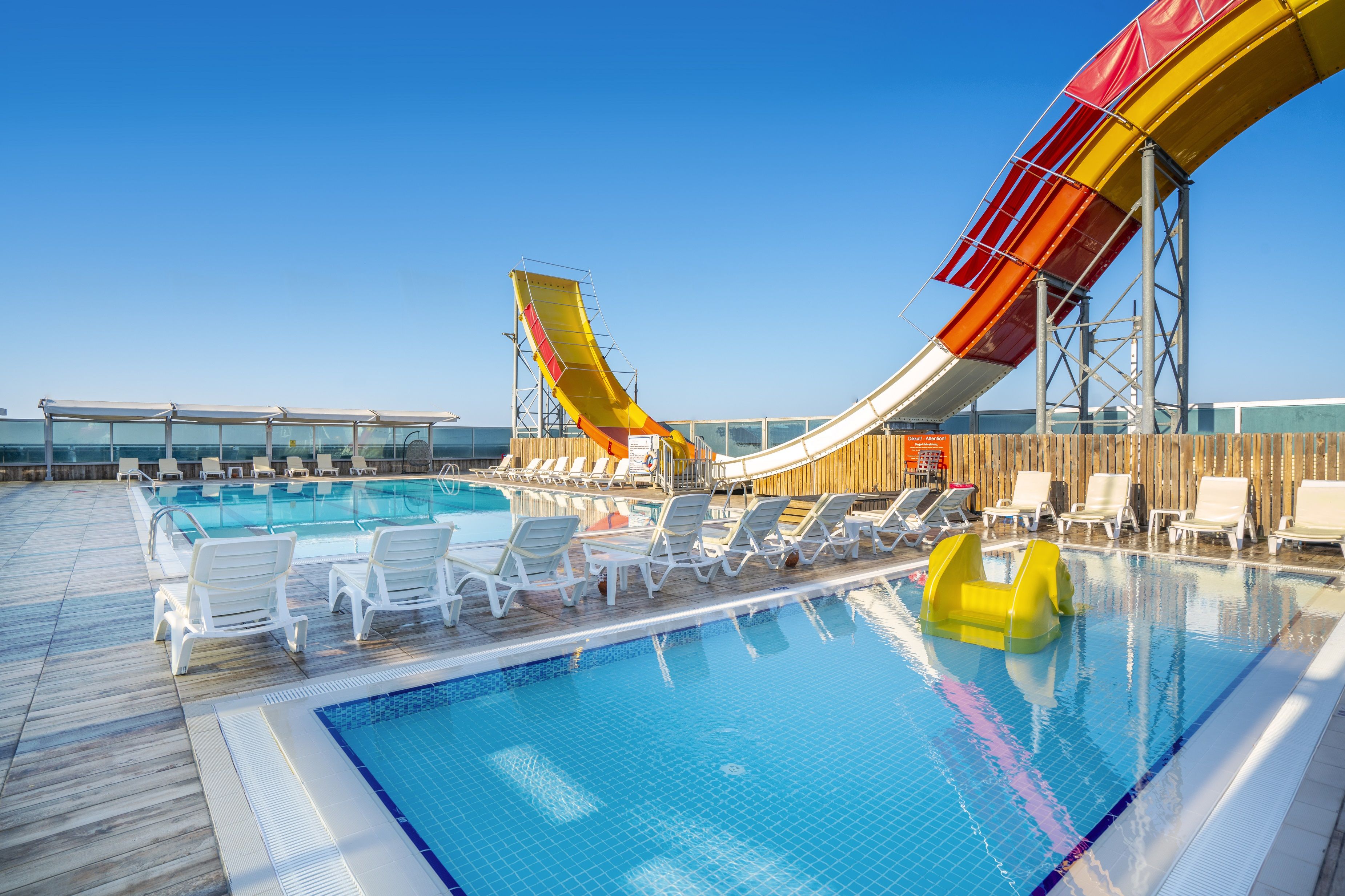 Piscina exterioara pentru copii