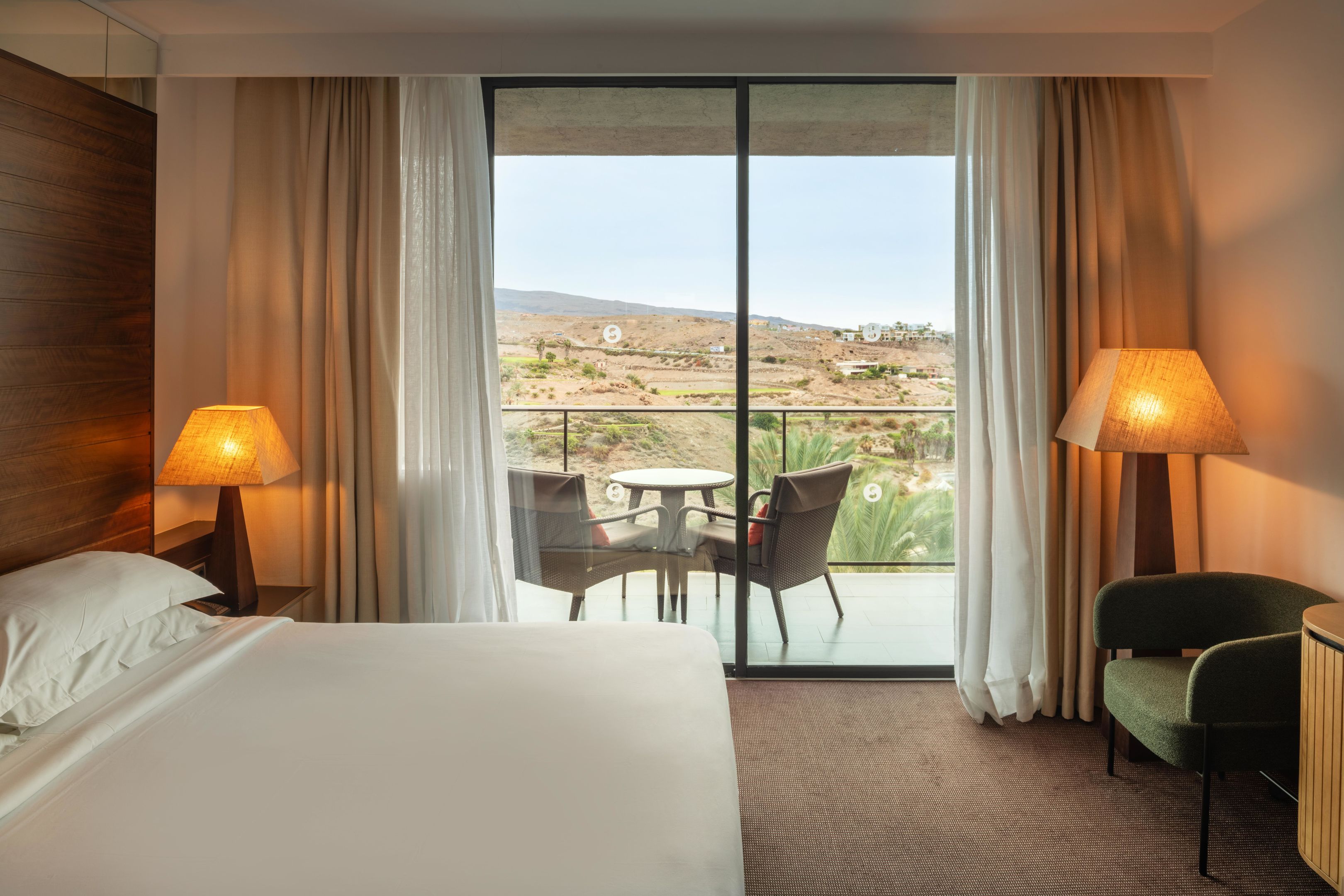 JUNIOR SUITE WITH BALCONY OR TERRACE