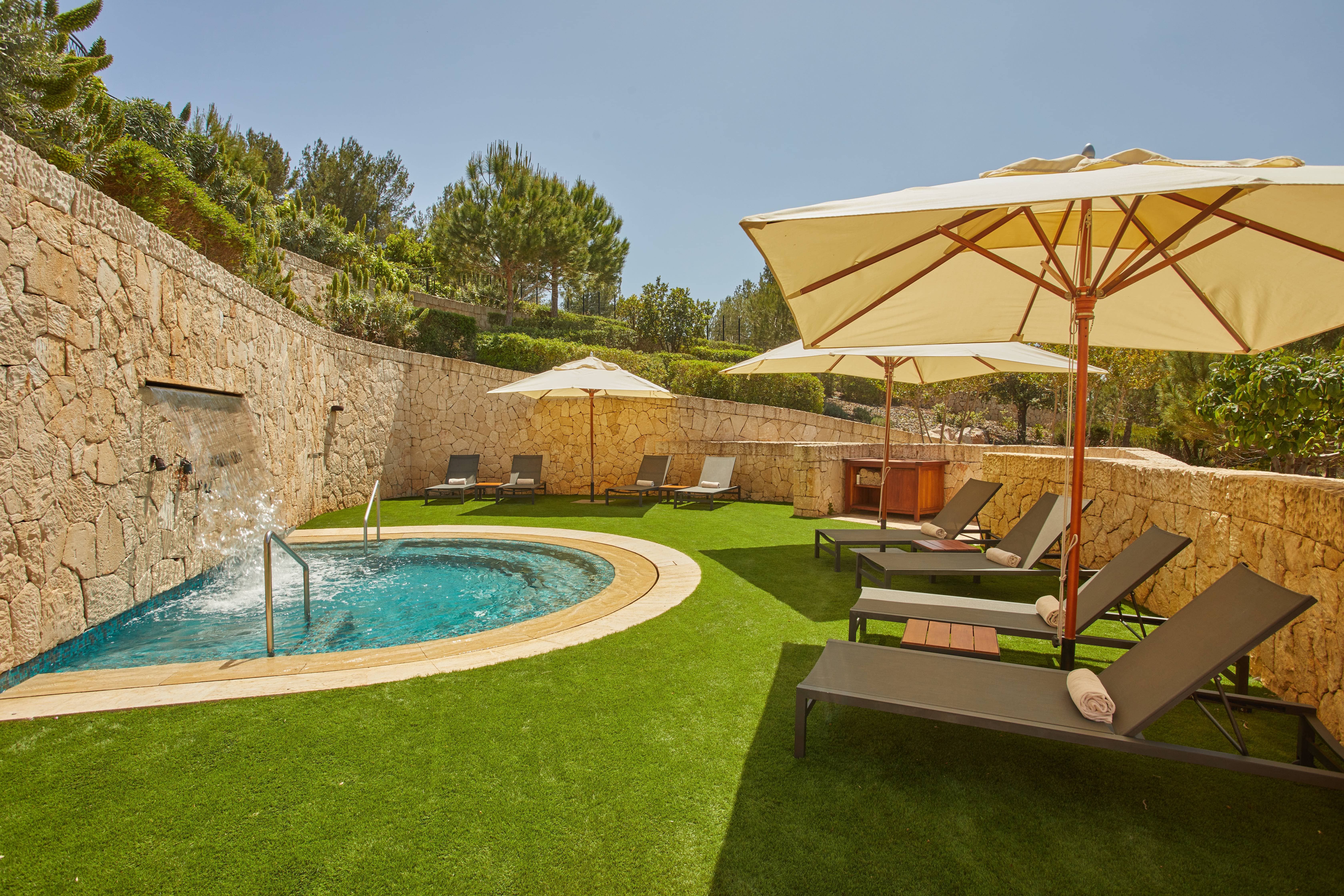 Piscina deschisă