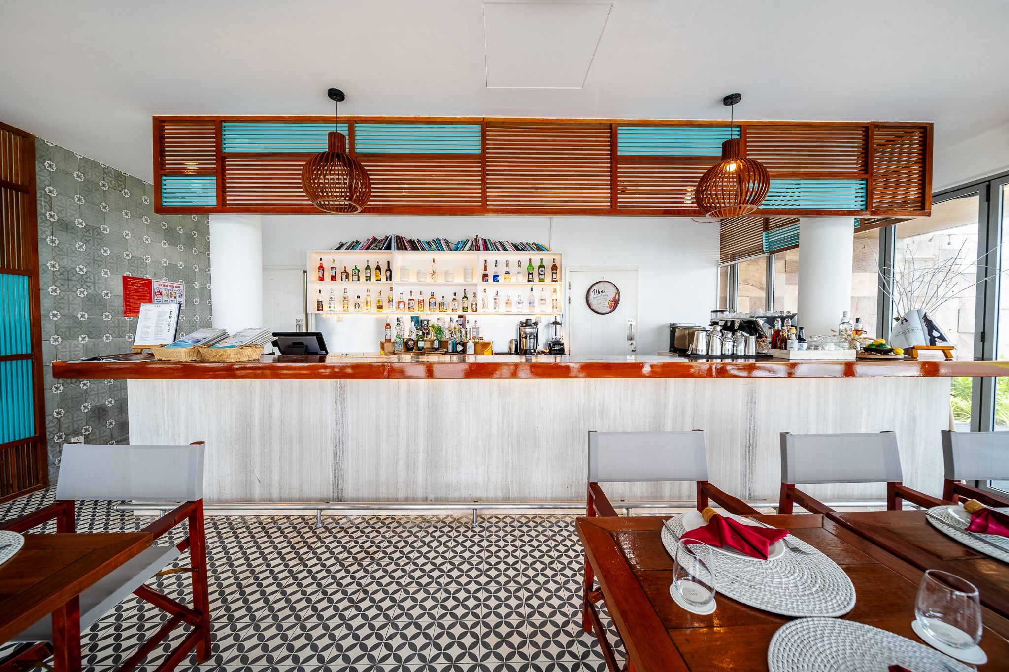 Ola Beach Club