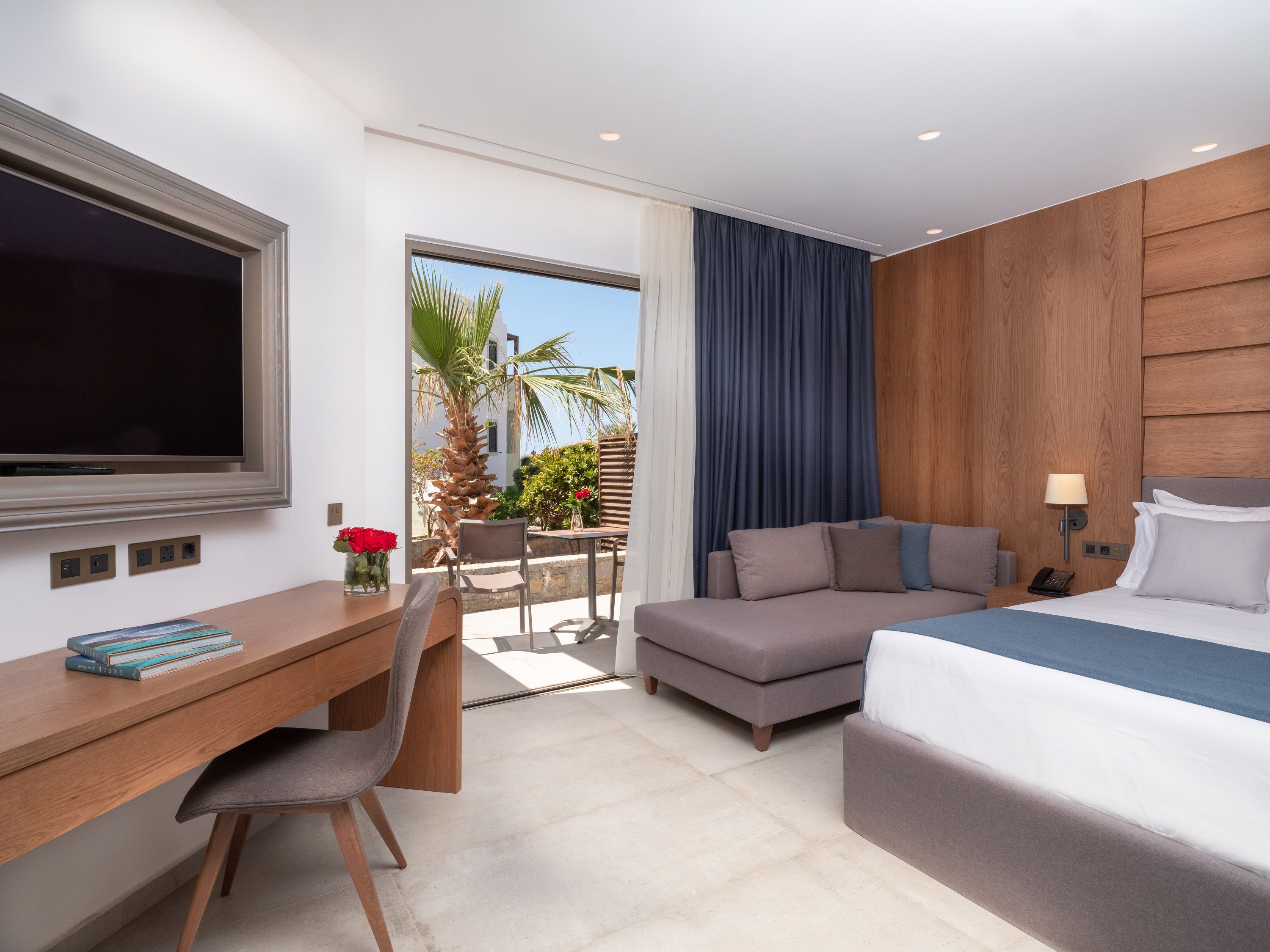 Deluxe room garden view