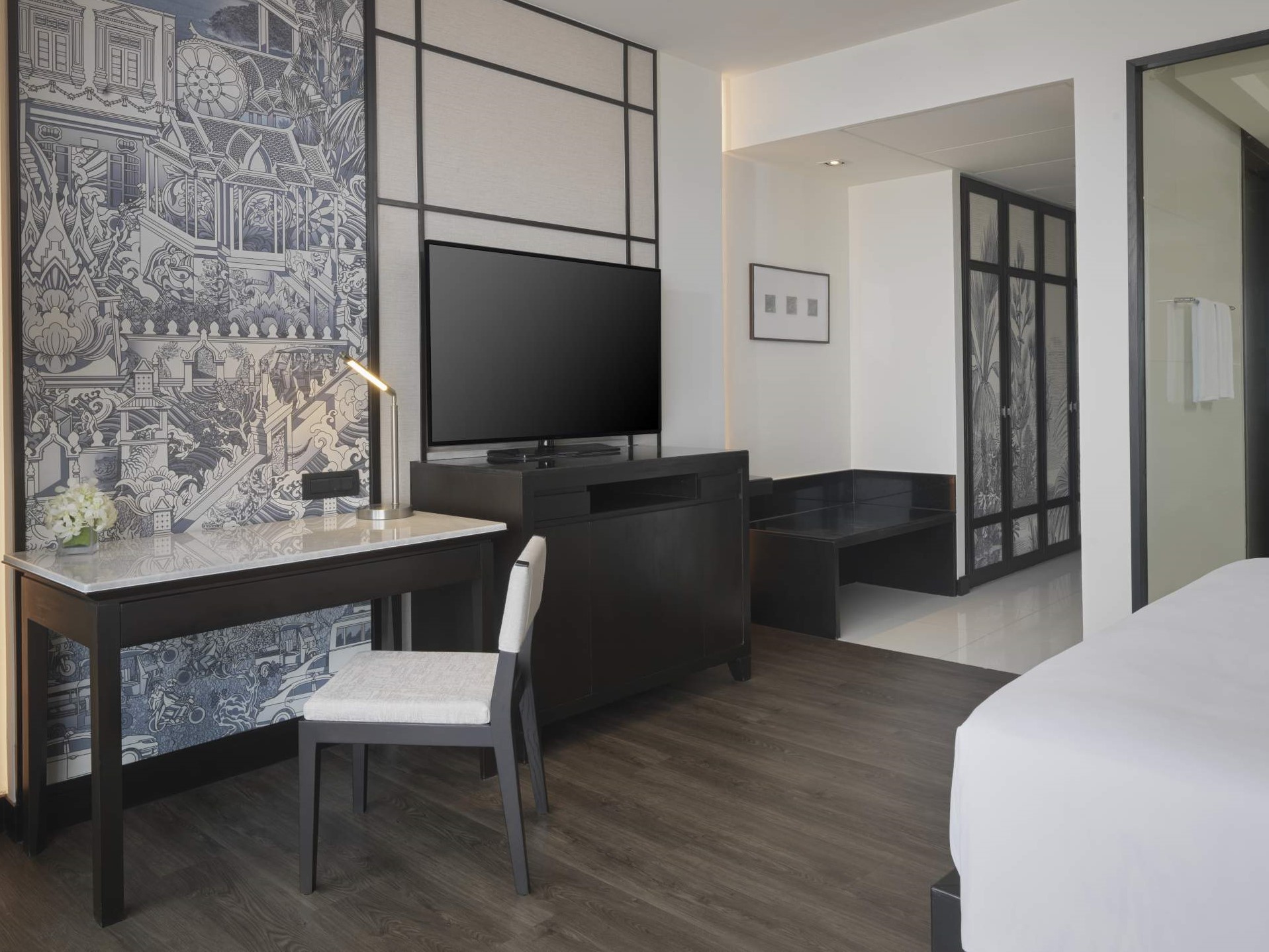 KING/ TWIN BED WITH OCEAN VIEW 