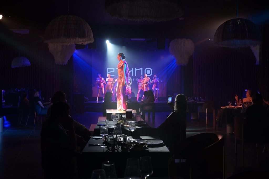 Lumière Cabaret 16+