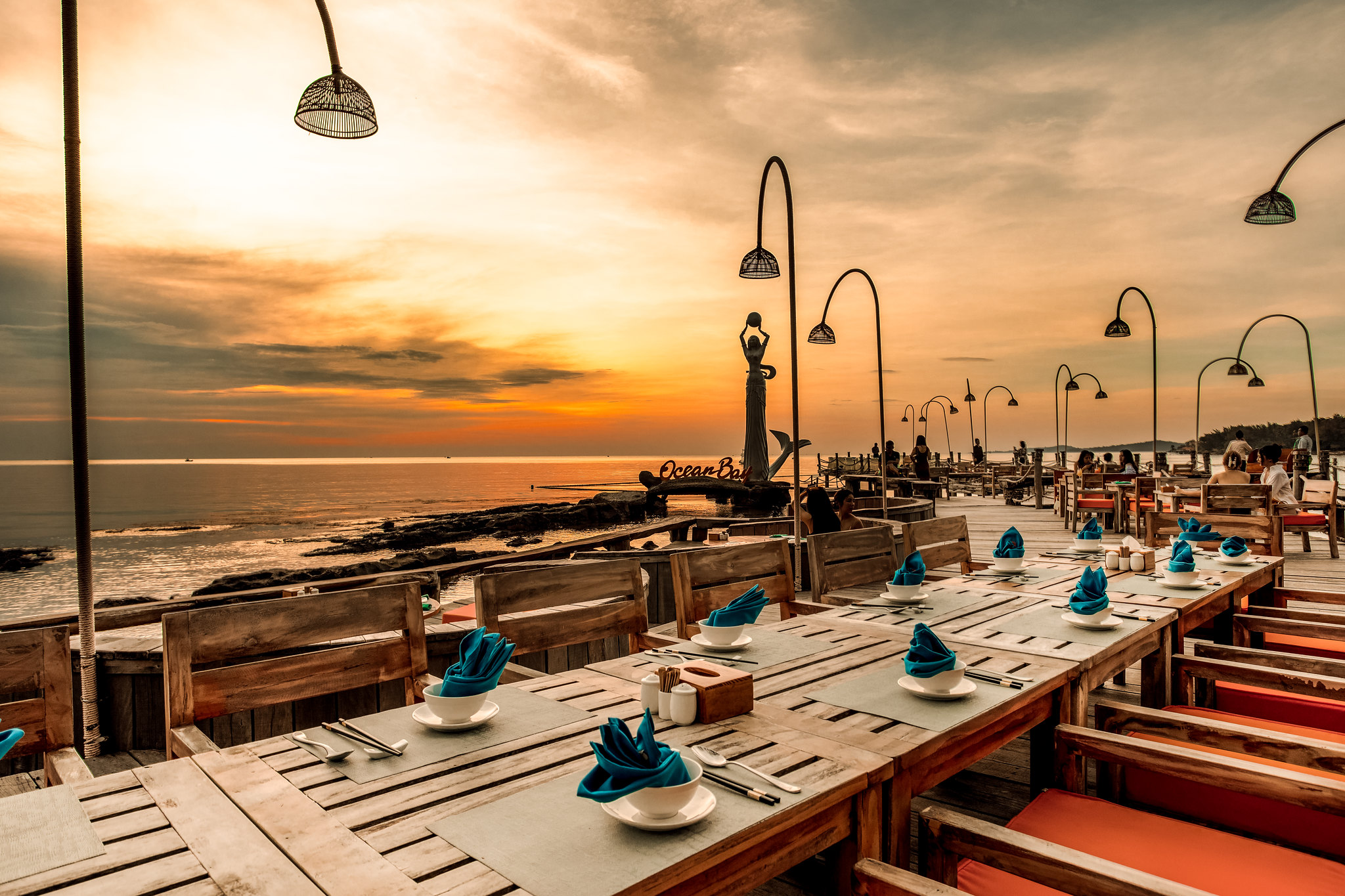 Ocean Bar & Grill Restaurant