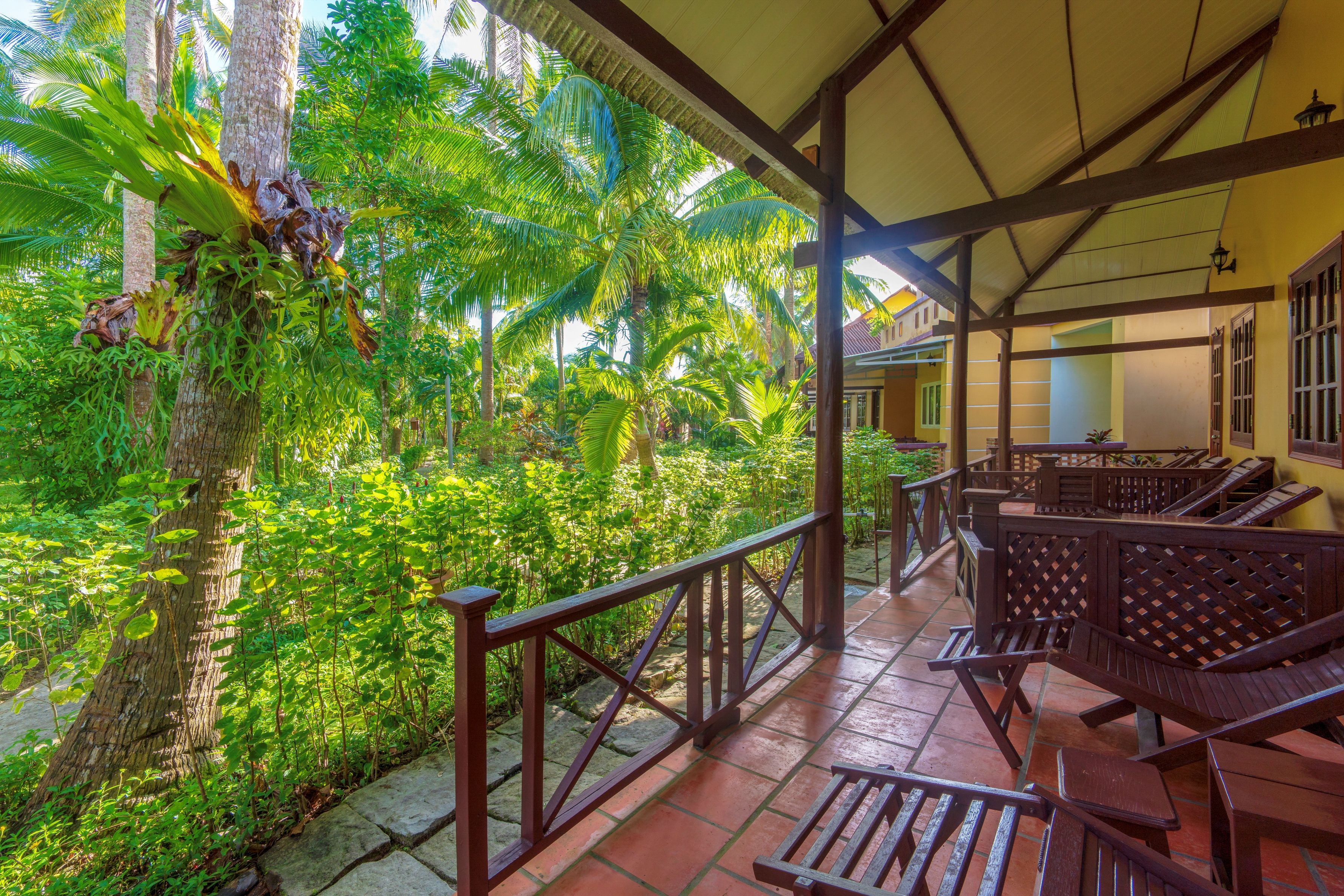 ROOM STANDARD WITH BALCONY GARDENVIEW