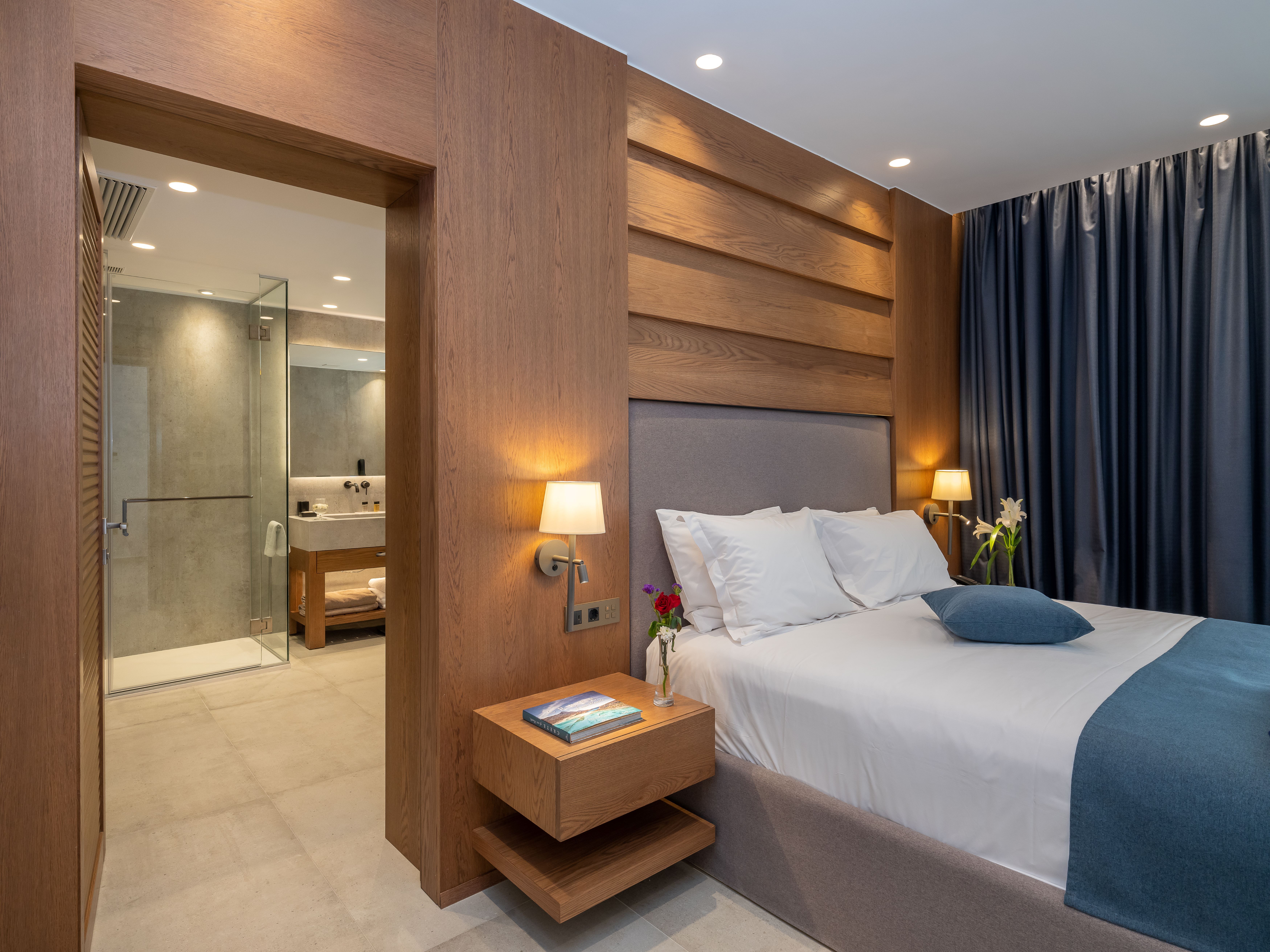 Royal Family Suite Water front