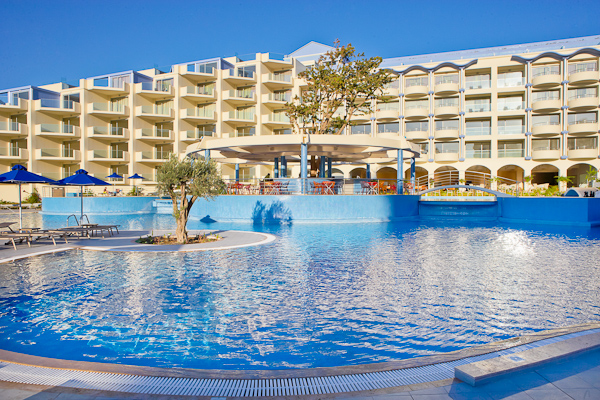 Pool_3.jpg