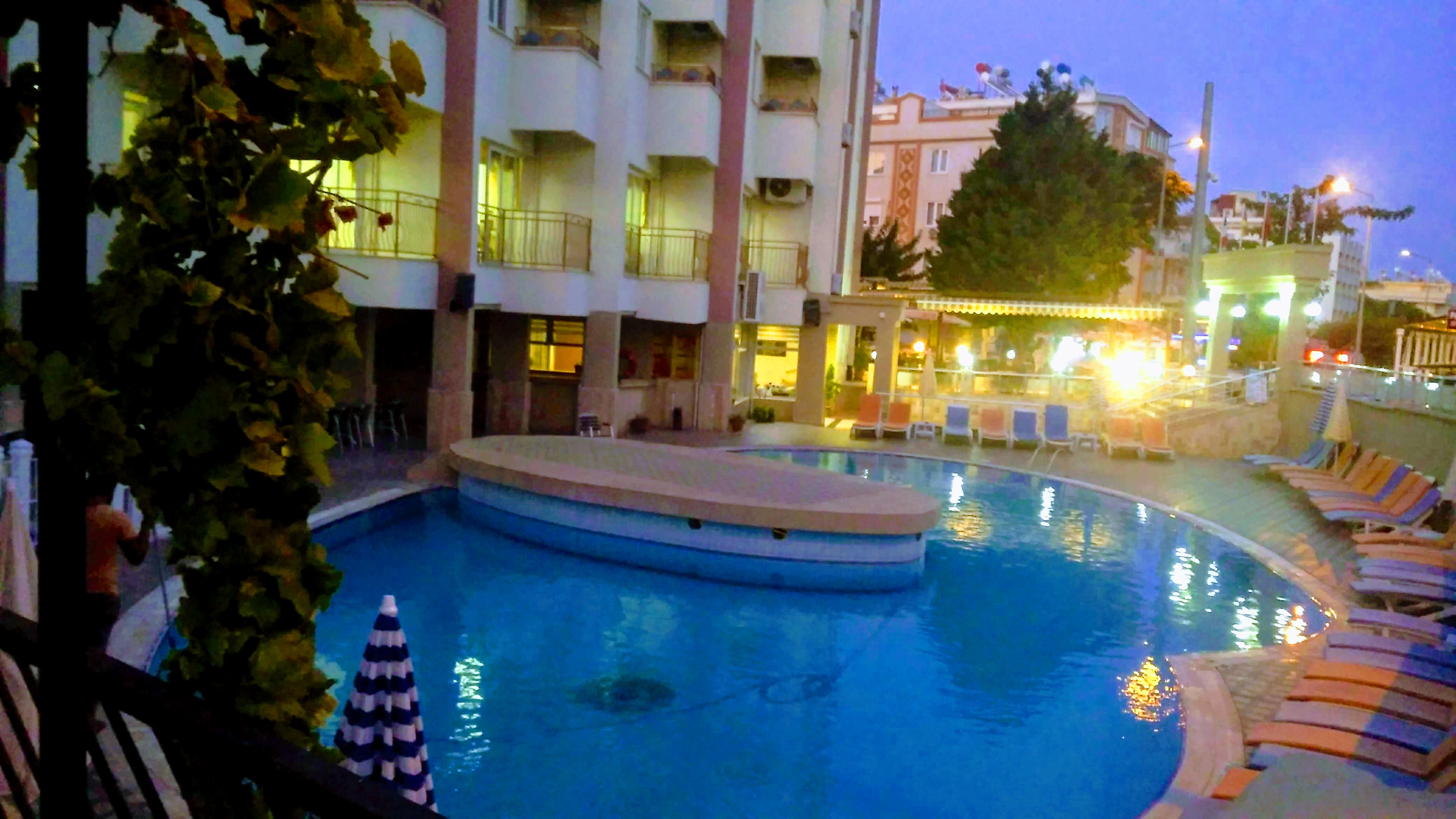 Piscina deschisă