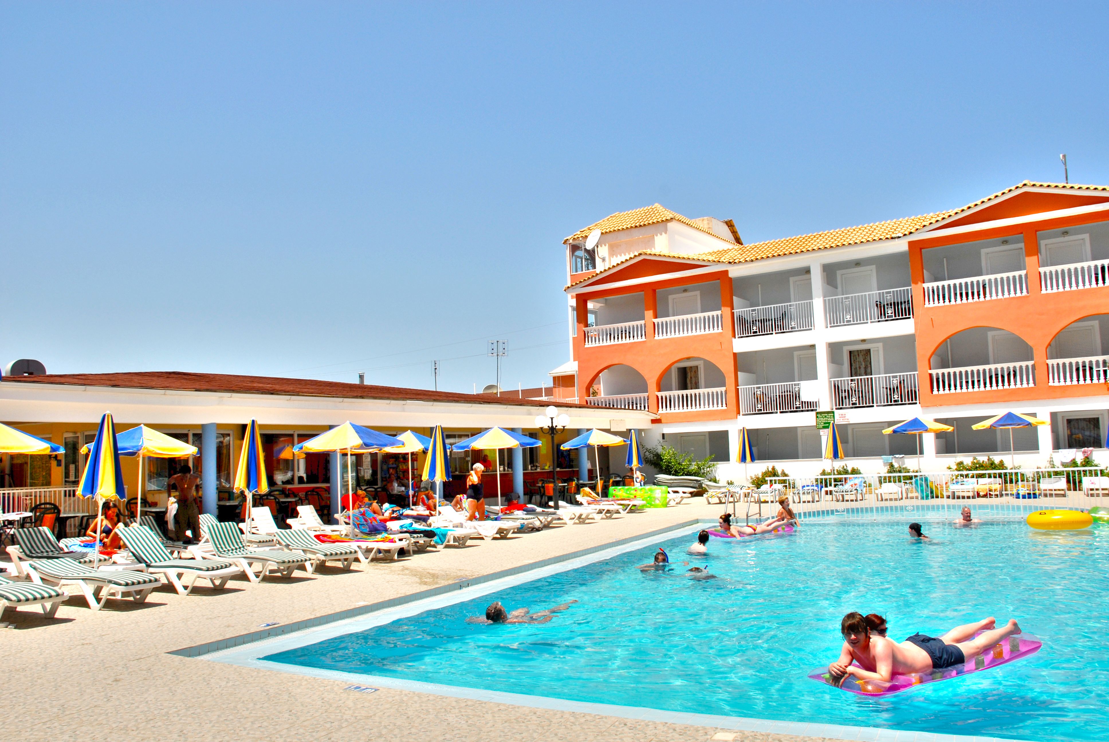 Piscina deschisă