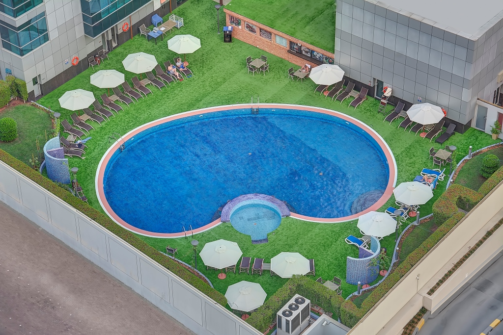 Piscina deschisă