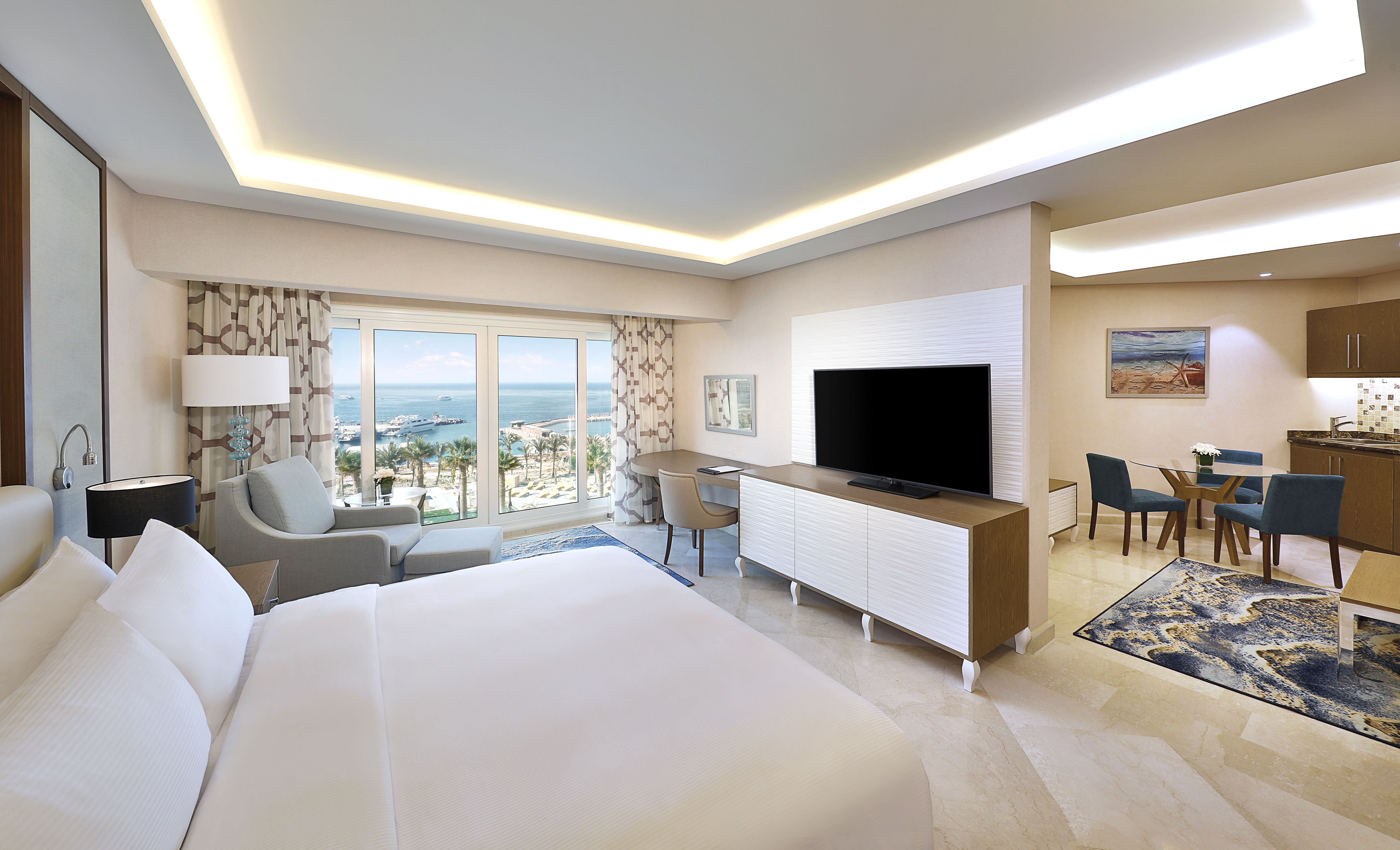 Family Junior Suite with Seaview