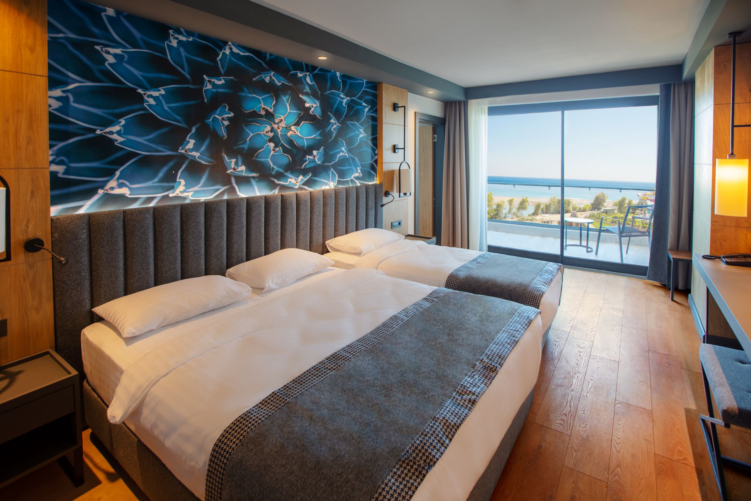 SENIOR SEA VIEW ROOM