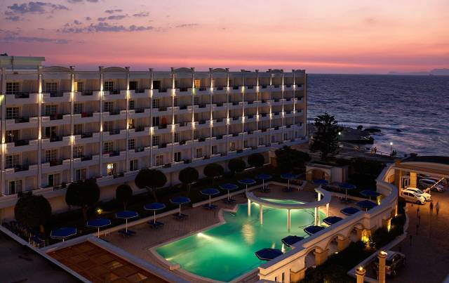 exteriors-grand-hotel-rhodes-mitsis-hotels-greece-21.jpg
