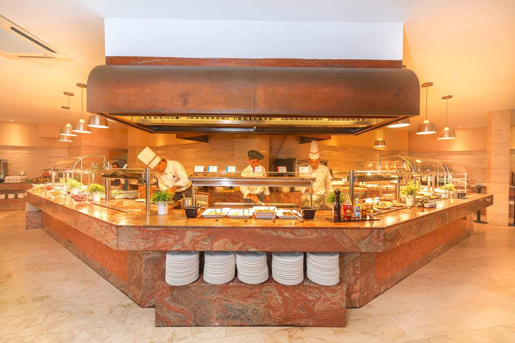 CAPRICE RESTAURANT BUFFET
