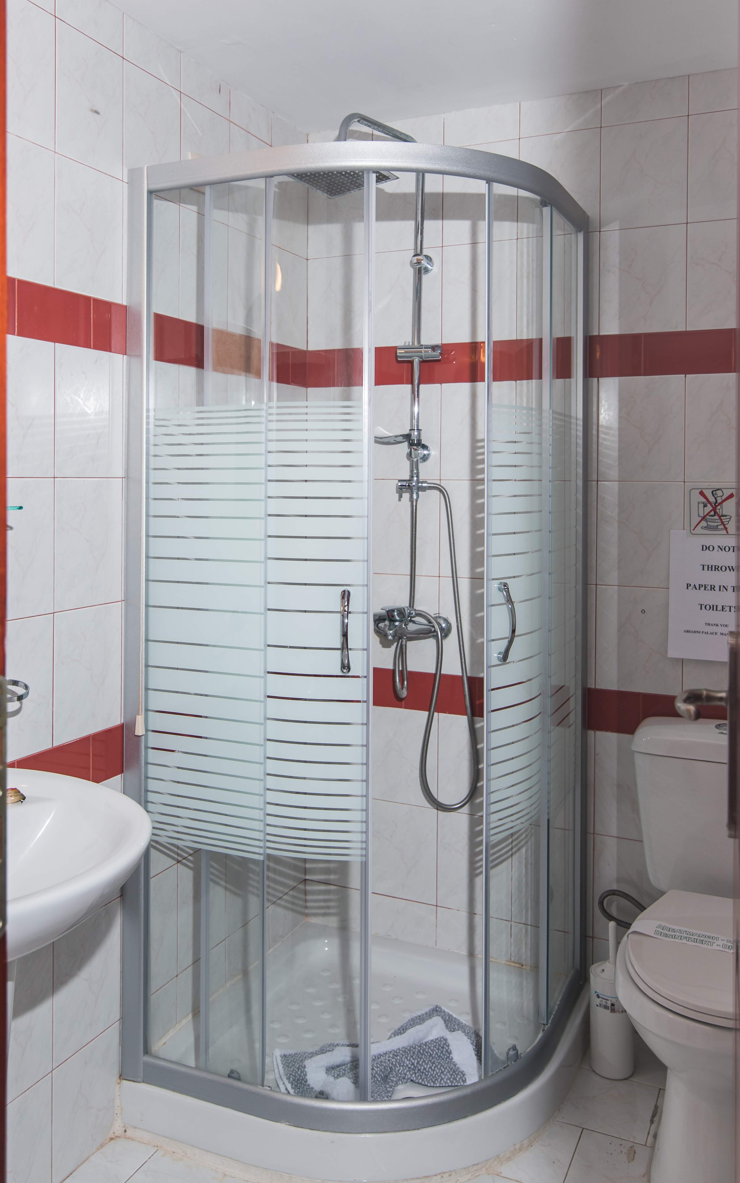 ONE BEDROOM APARTMENT GARDEN VIEW OR SIDE SEA VIEW 3 PAX