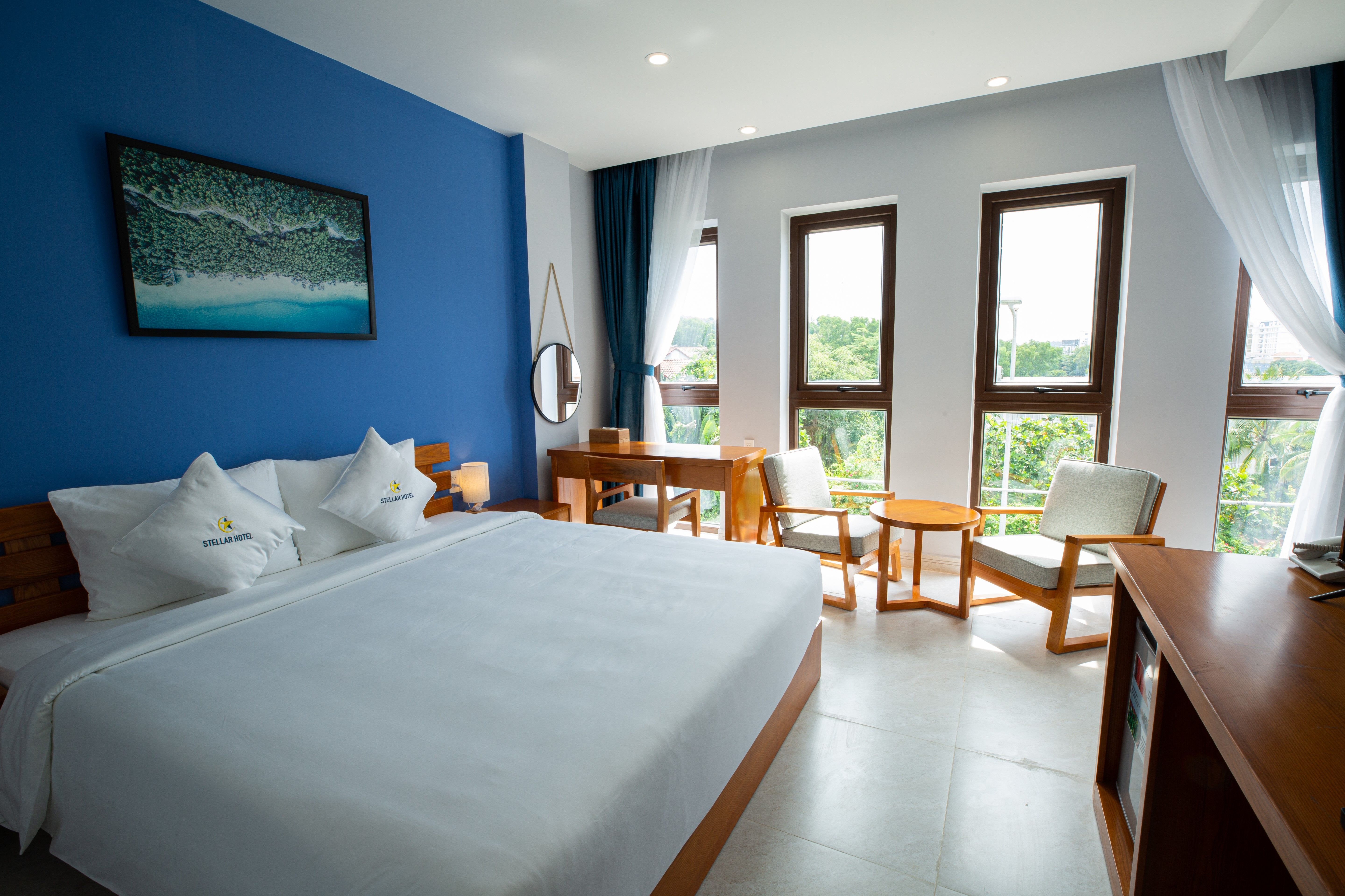 DELUXE SEA VIEW (CHILD WITHOUT EXTRA BED)