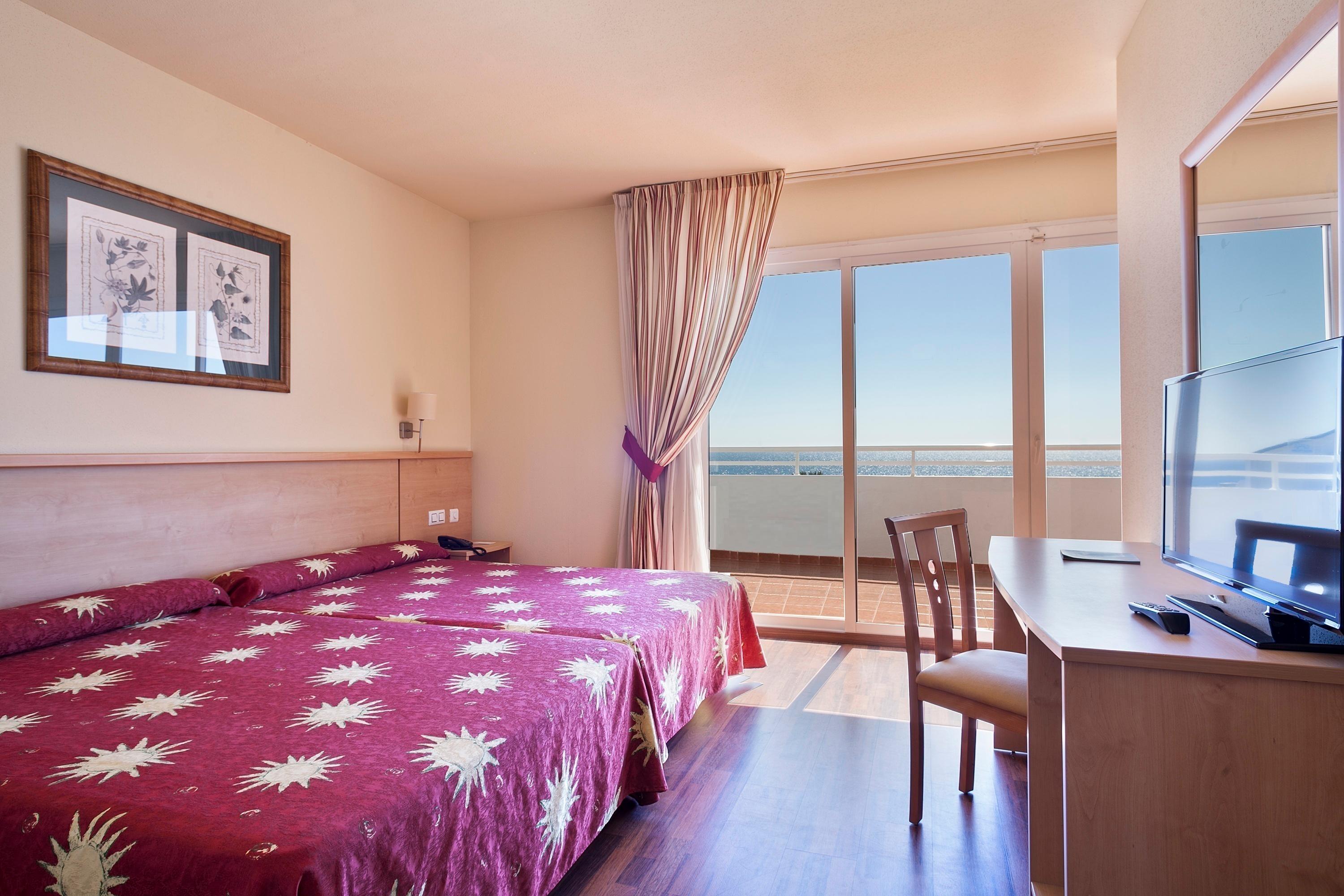DOUBLE SEA VIEW (LATERAL OR FRONT)