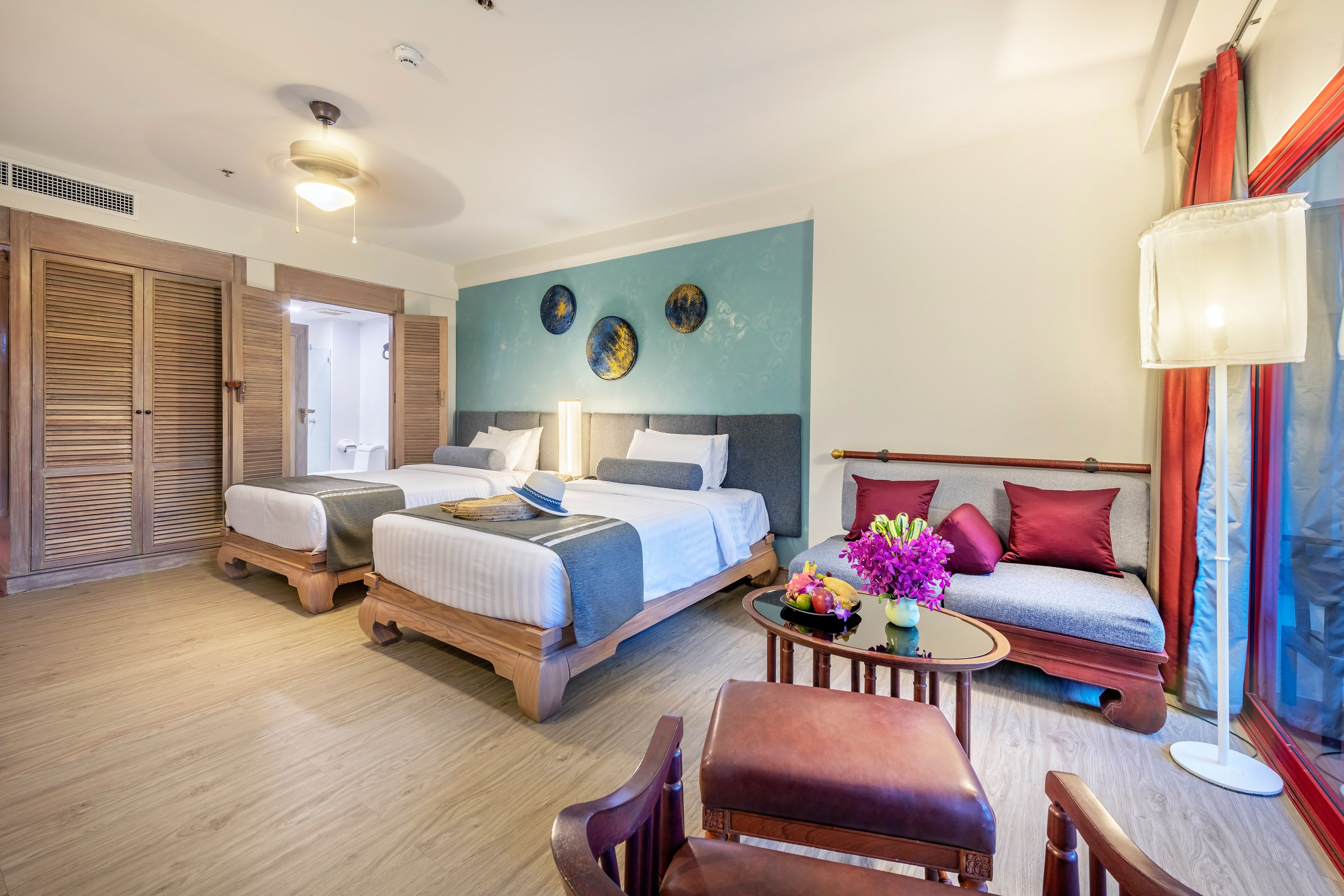 DELUXE ROOM 